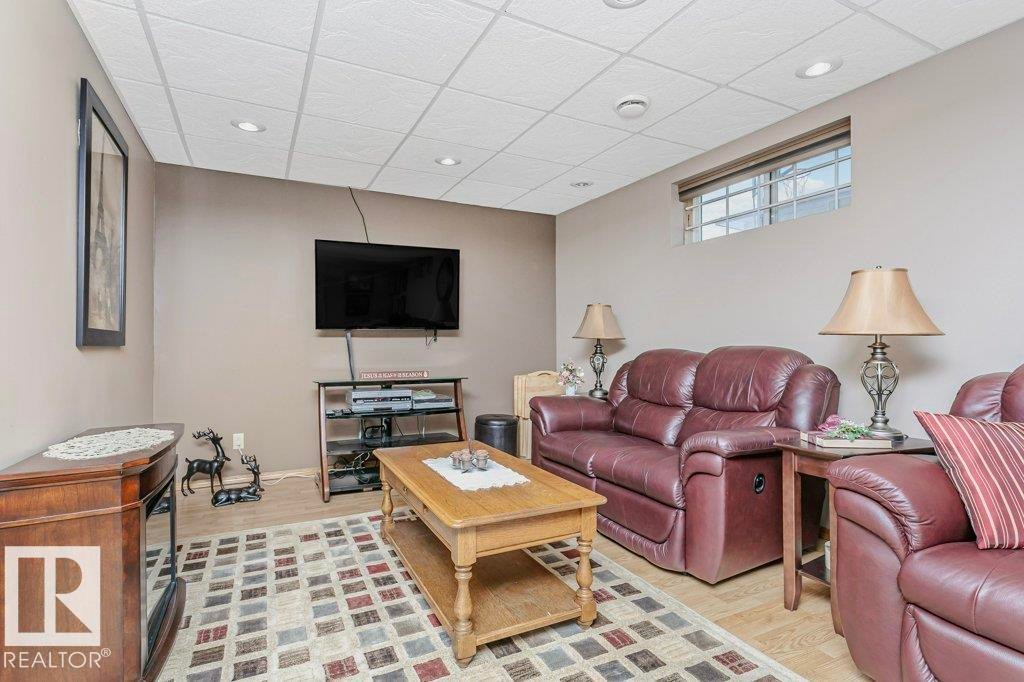 13020 157 Avenue Nw, Edmonton, AB - Indoor