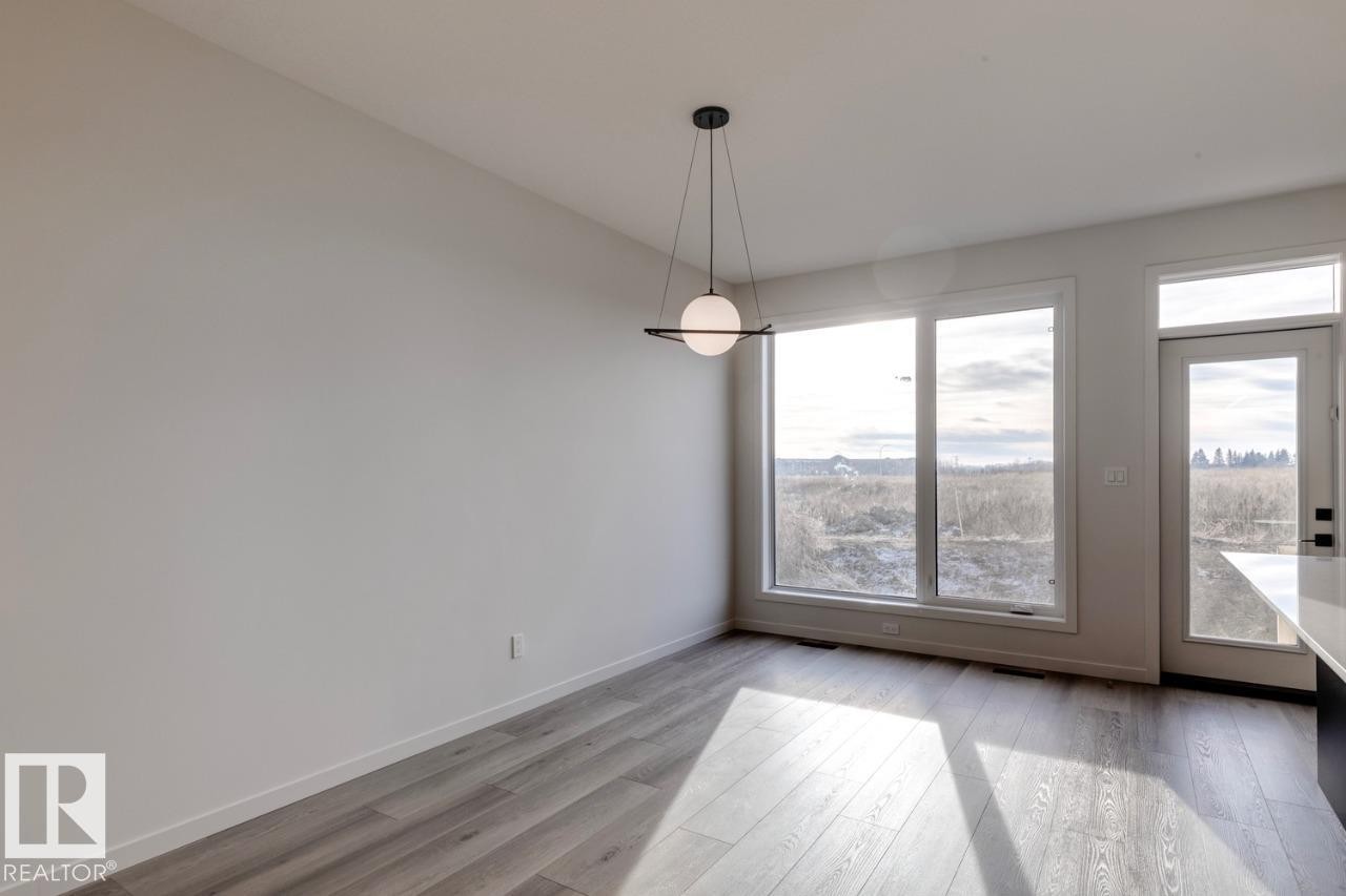 22915 80 Avenue, Edmonton, AB - Indoor Photo Showing Other Room