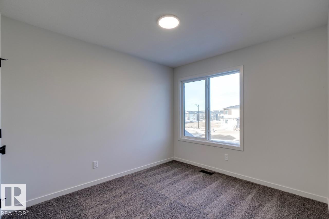 22915 80 Avenue, Edmonton, AB - Indoor Photo Showing Other Room