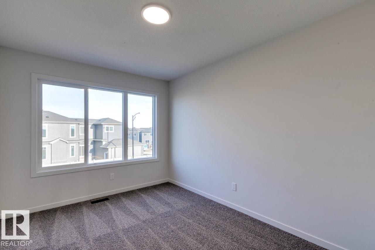 22915 80 Avenue, Edmonton, AB - Indoor Photo Showing Other Room