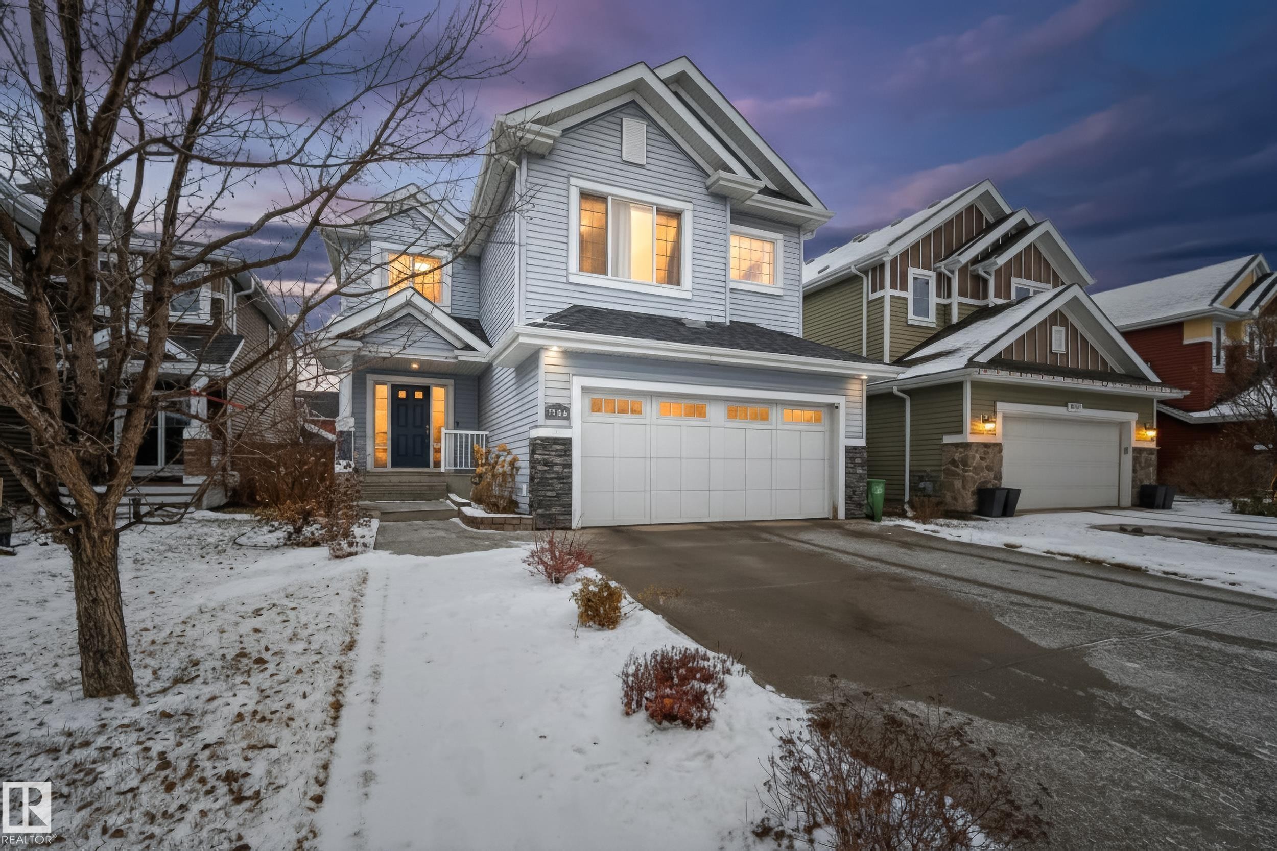 7816 18 Avenue, Edmonton, AB - Outdoor With Facade