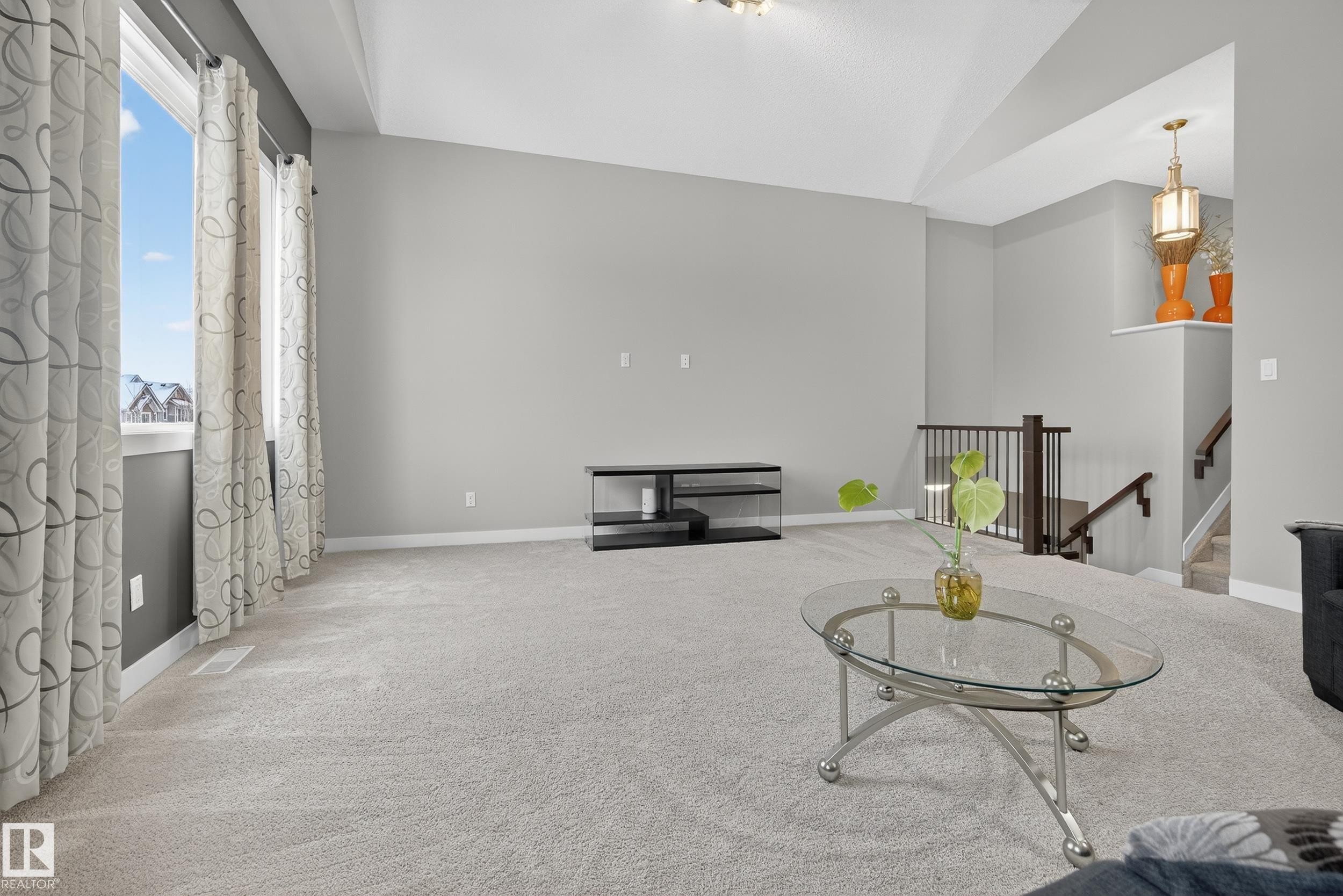 7816 18 Avenue, Edmonton, AB - Indoor With Fireplace