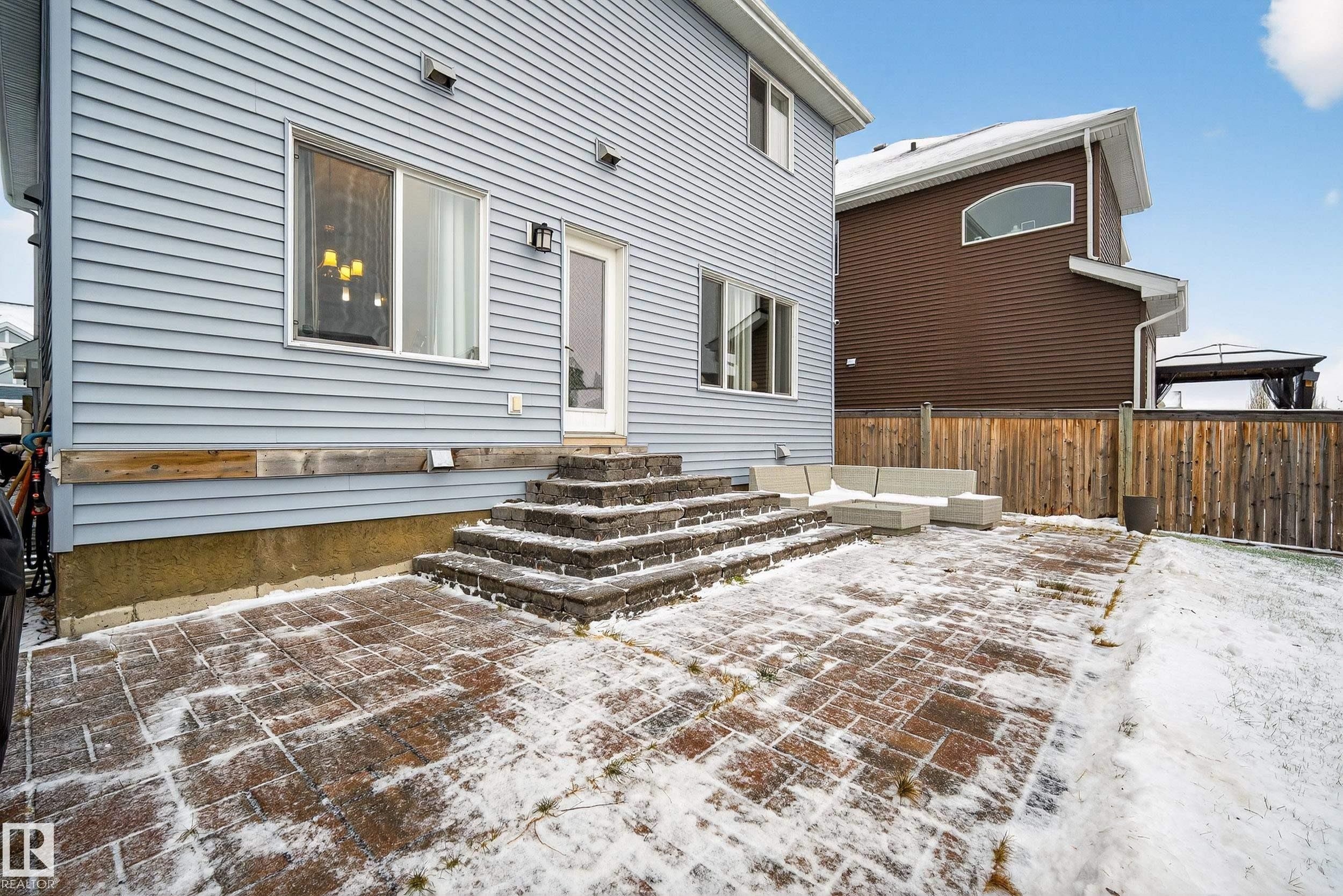 7816 18 Avenue, Edmonton, AB - Outdoor