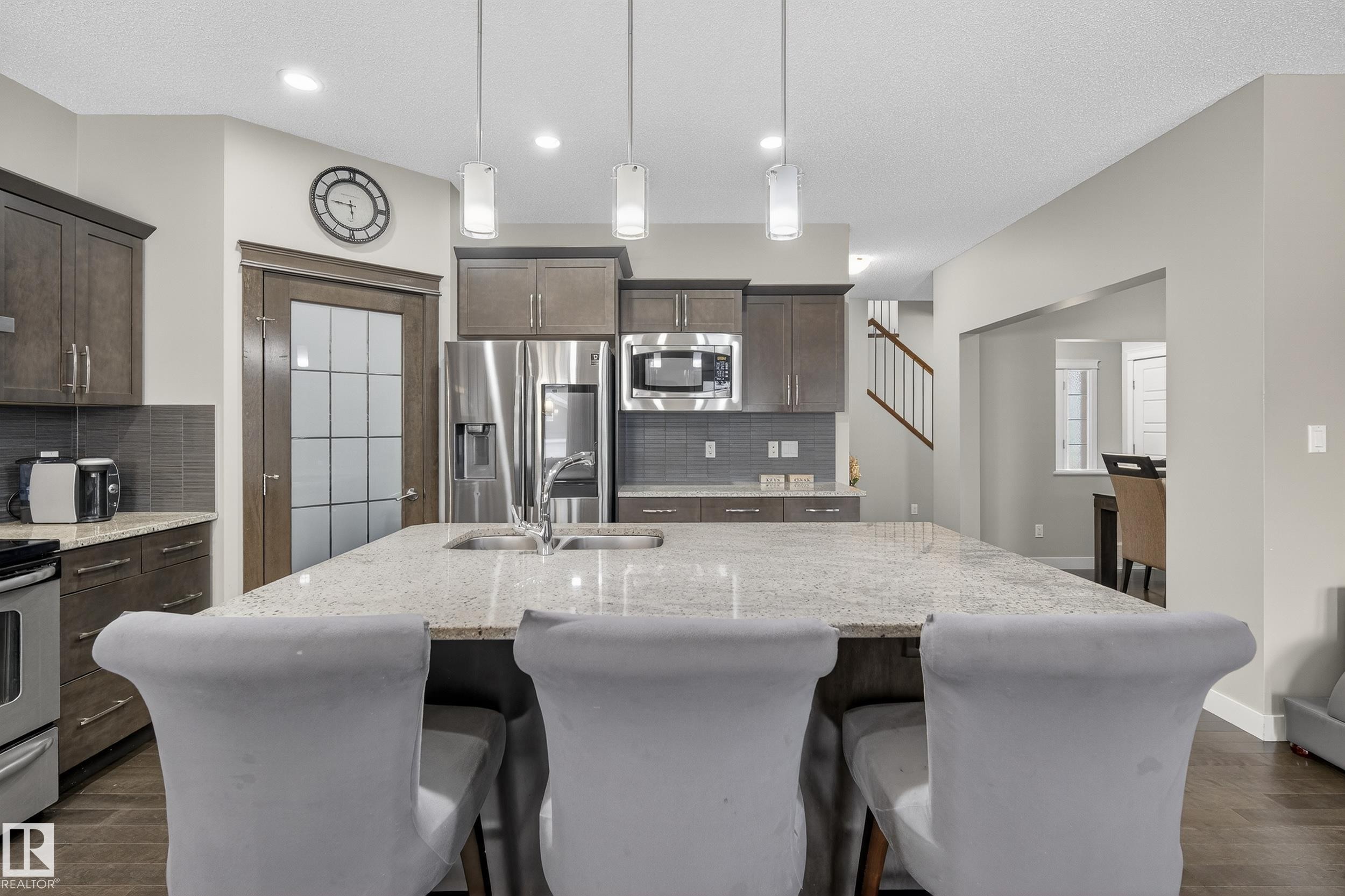 7816 18 Avenue, Edmonton, AB - Indoor Photo Showing Kitchen With Stainless Steel Kitchen With Double Sink With Upgraded Kitchen