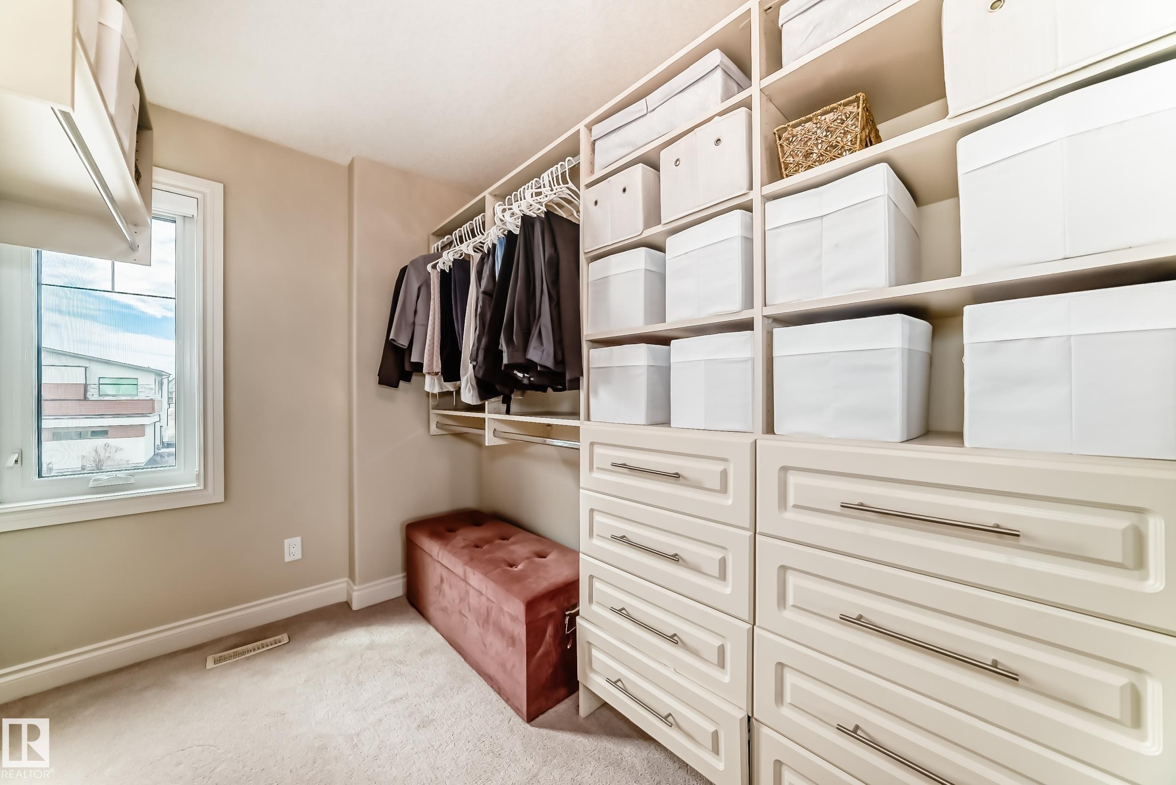 631 Howatt Drive, Edmonton, AB - Indoor With Storage