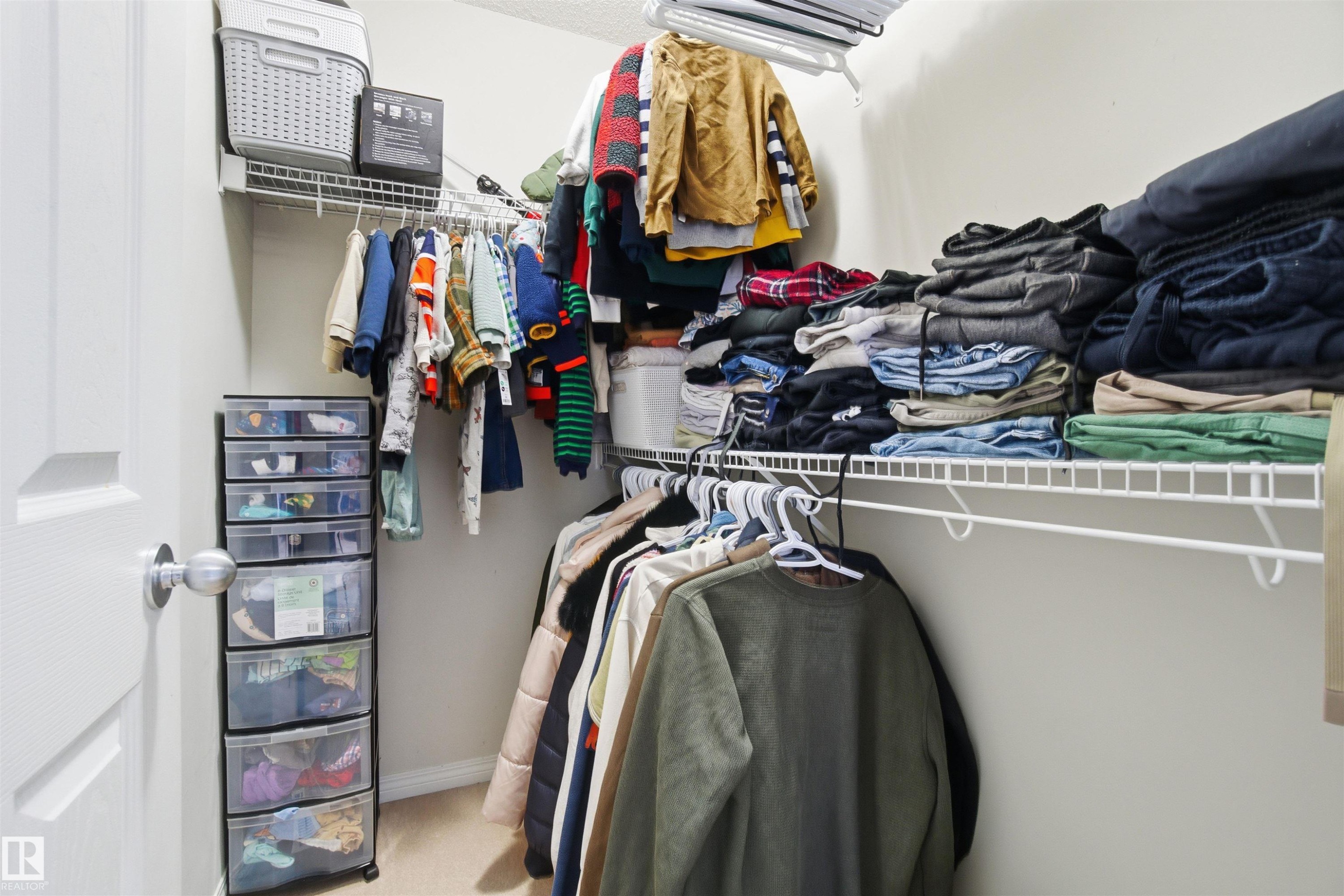 5515 Stevens Crescent, Edmonton, AB - Indoor With Storage