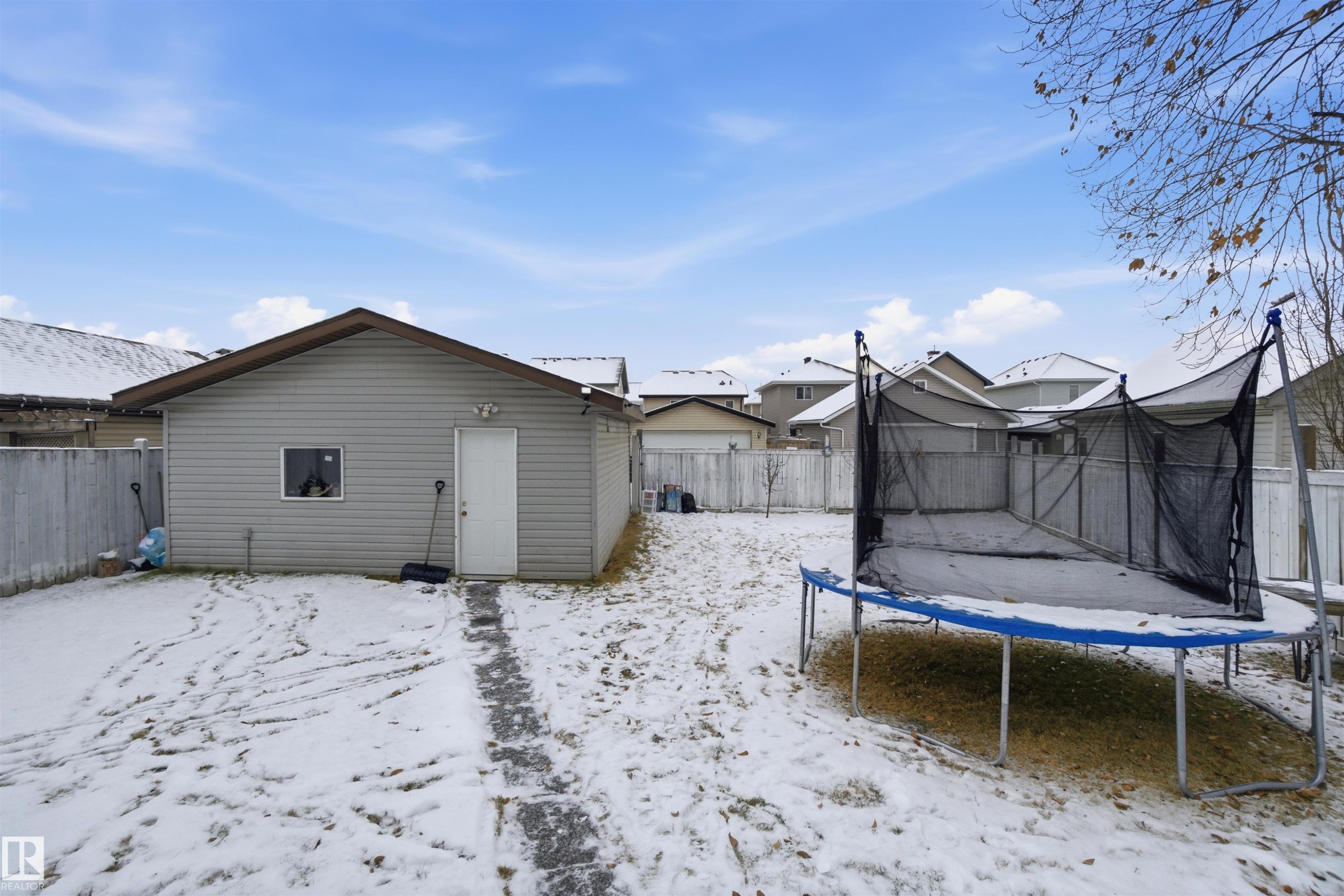 5515 Stevens Crescent, Edmonton, AB - Outdoor