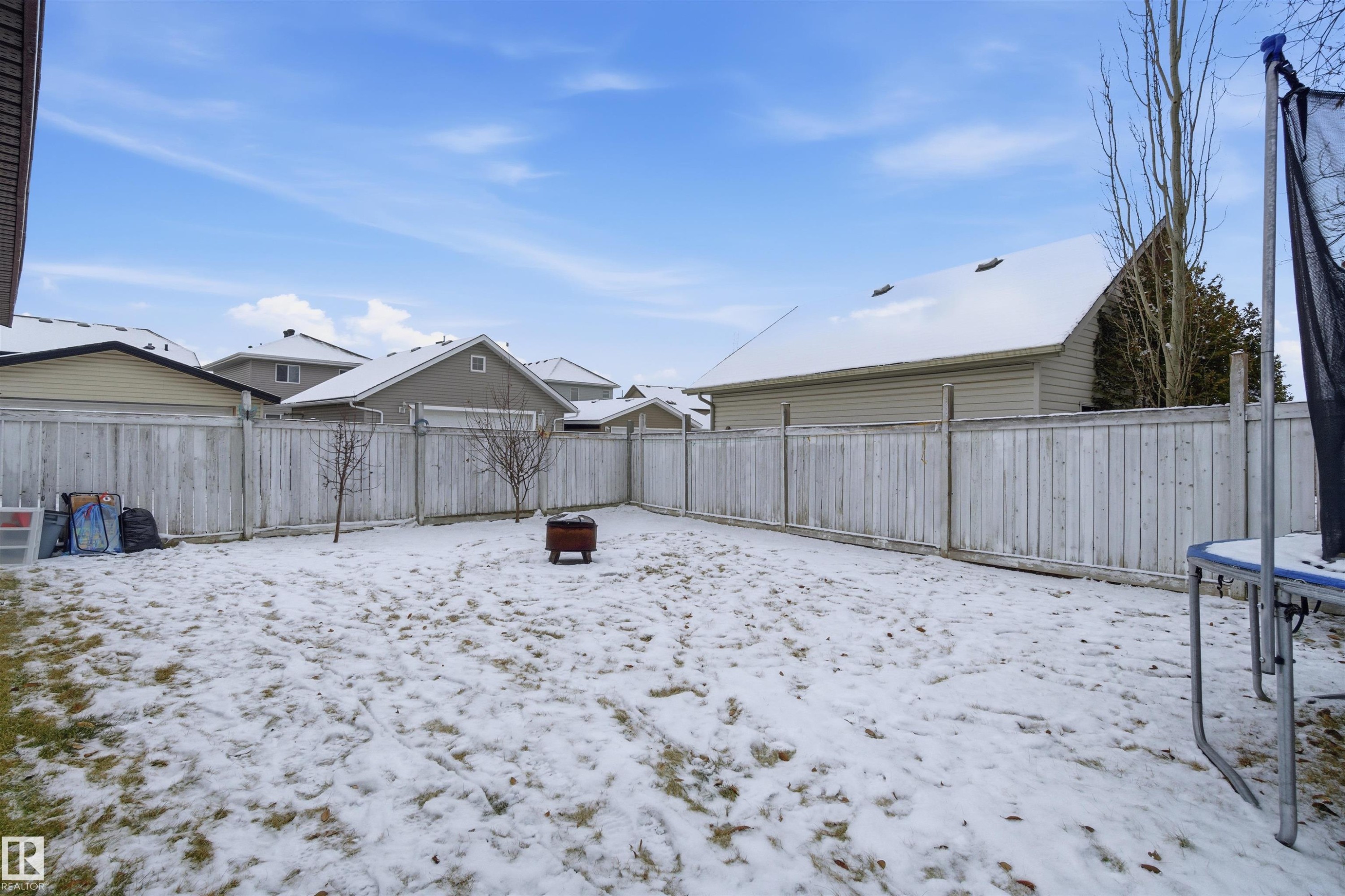 5515 Stevens Crescent, Edmonton, AB - Outdoor