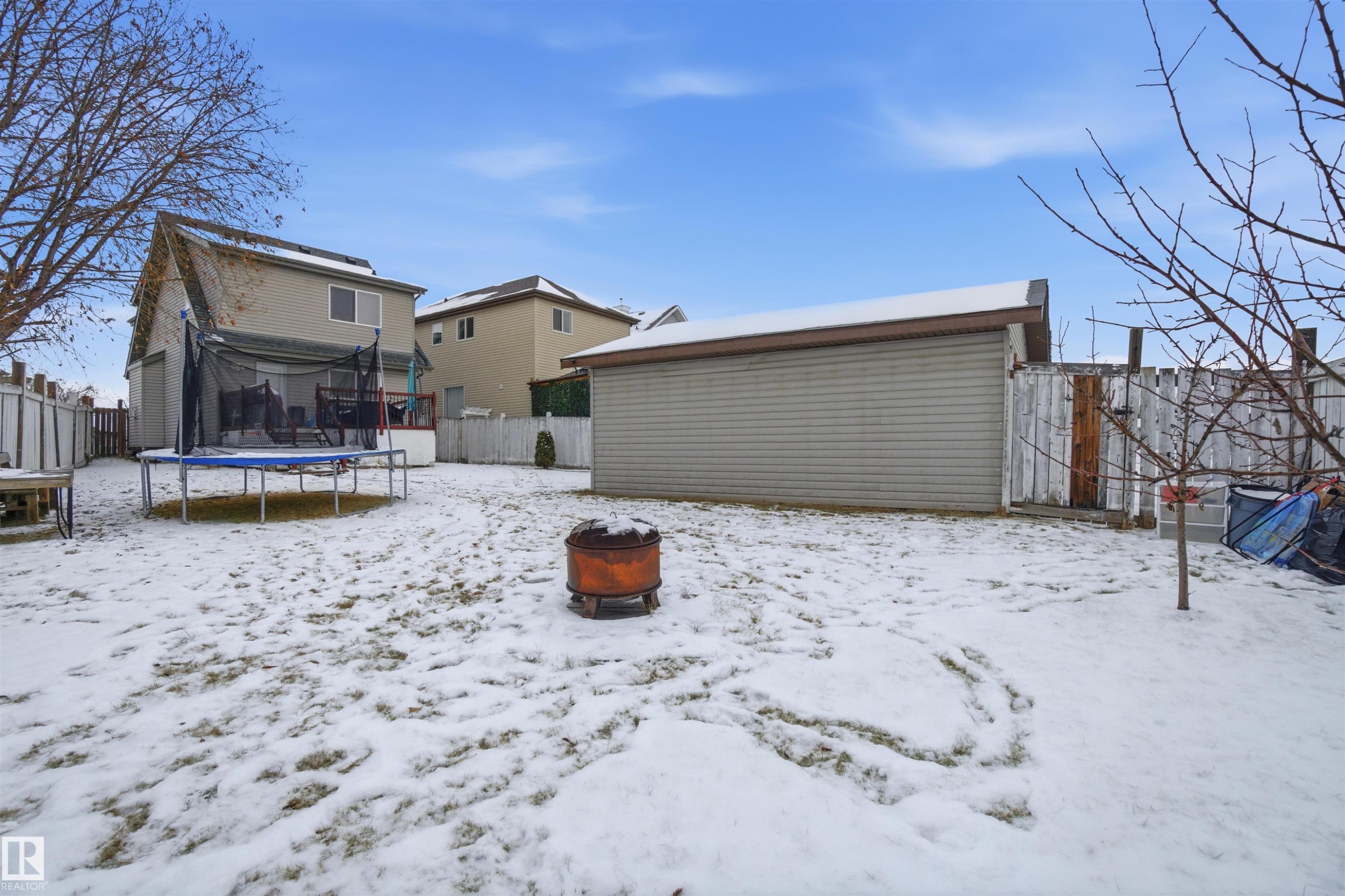 5515 Stevens Crescent, Edmonton, AB - Outdoor With Exterior