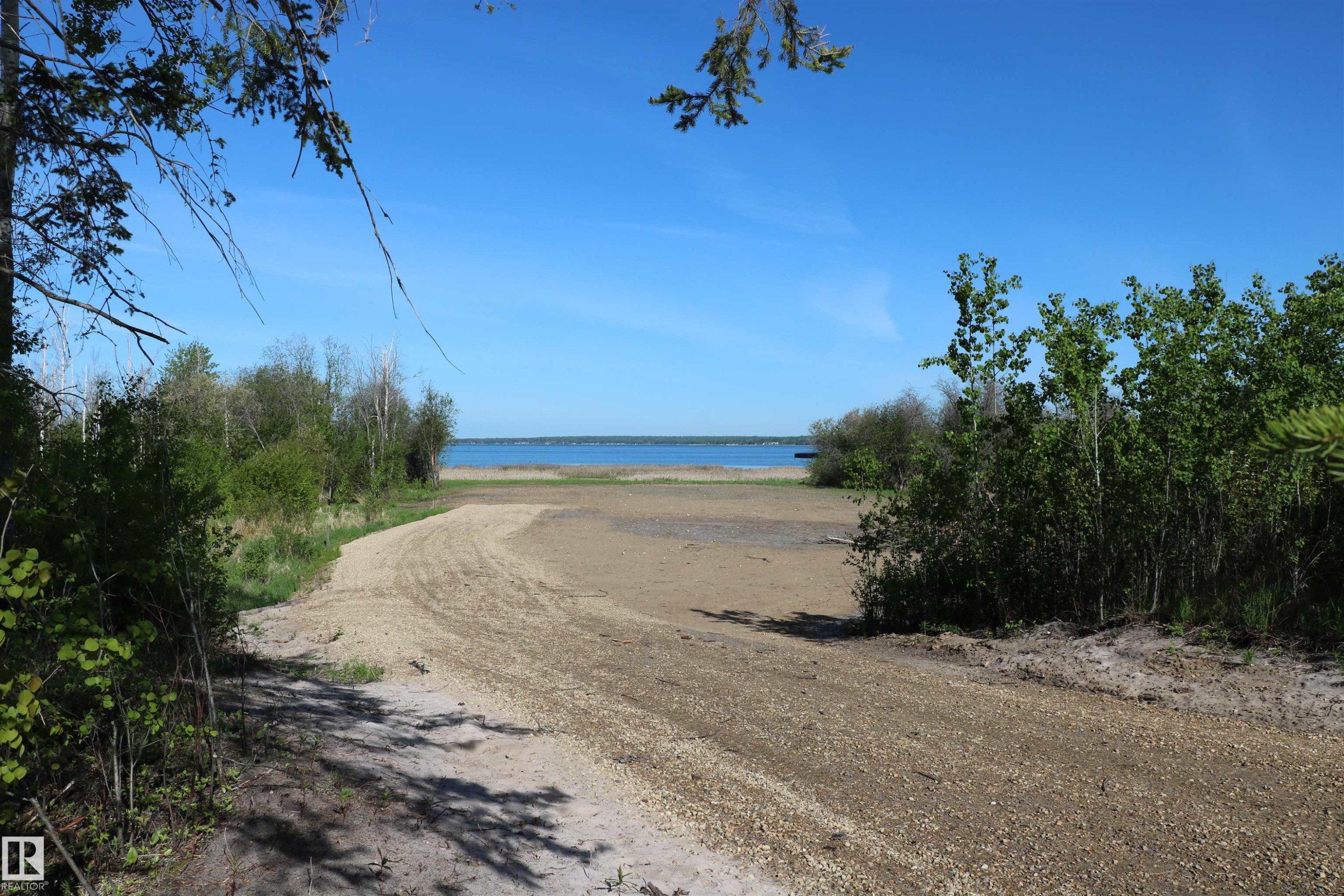 545165 Ste Anne Trail, Rural Lac Ste. Anne County, AB