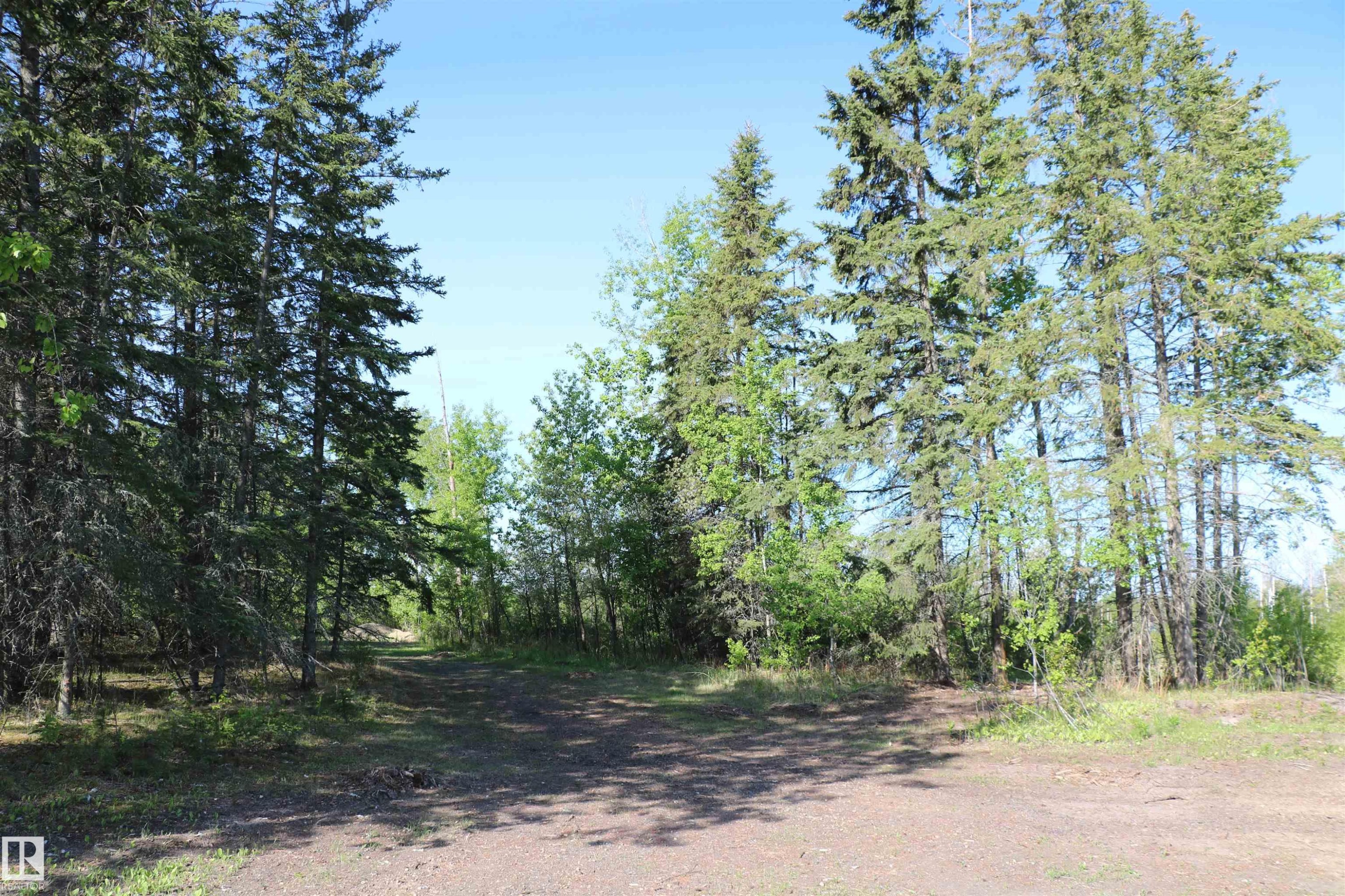 545165 Ste Anne Trail, Rural Lac Ste. Anne County, AB