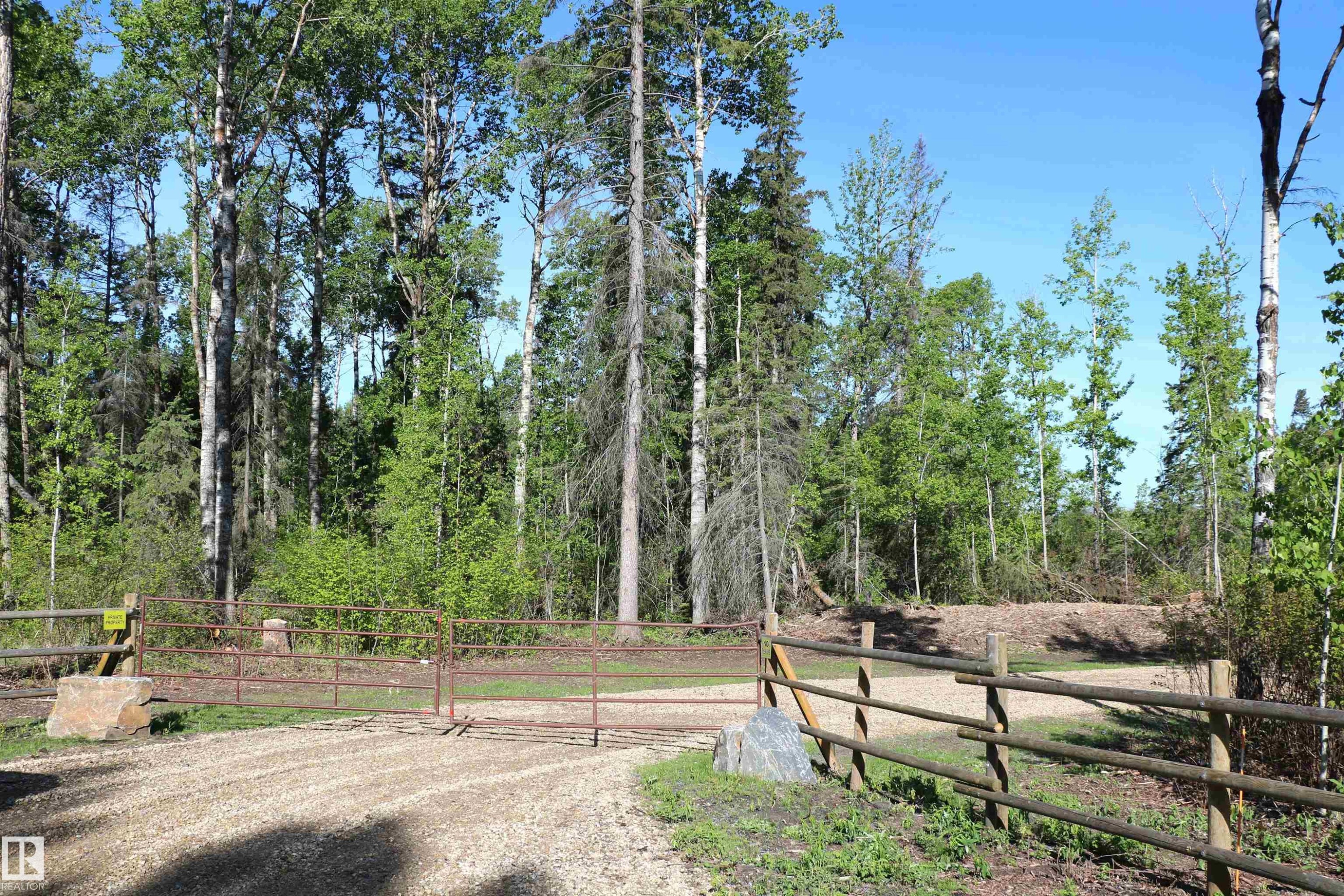 545165 Ste Anne Trail, Rural Lac Ste. Anne County, AB