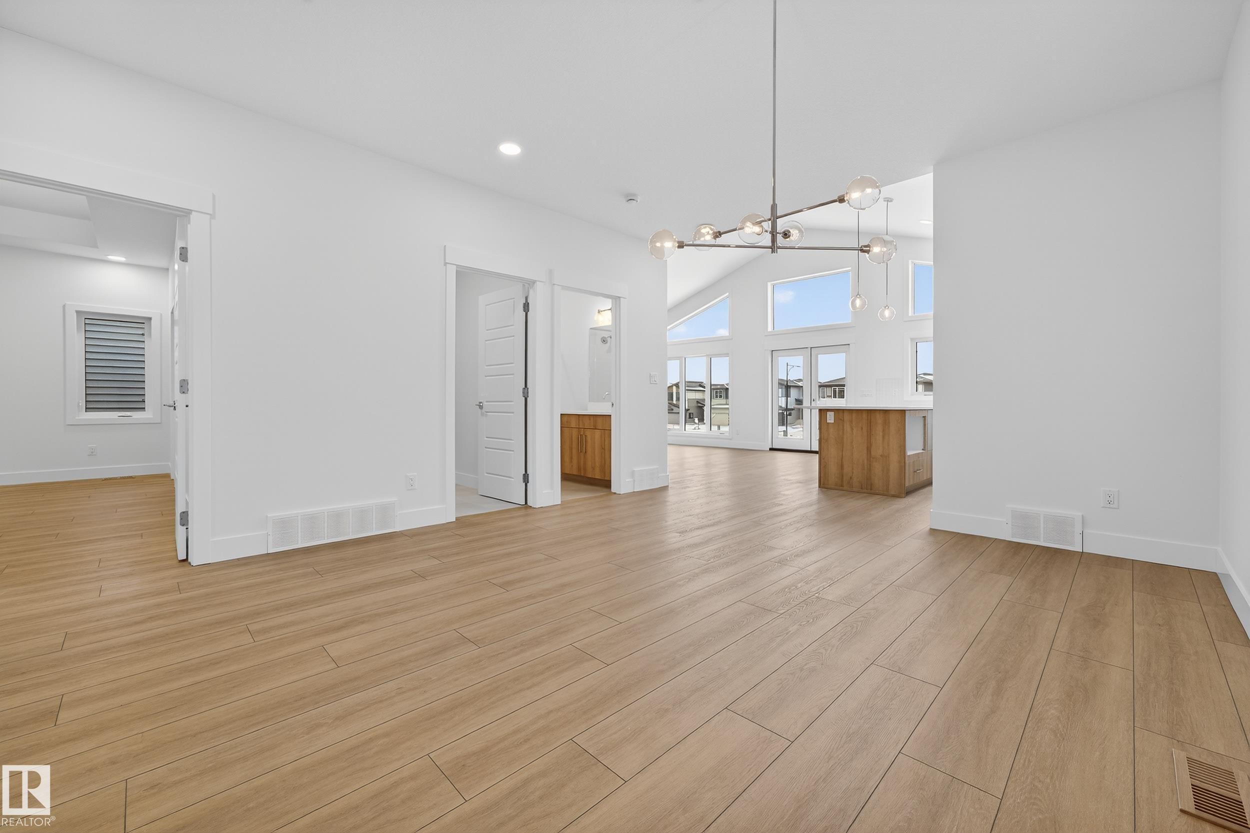 7093 Kiviaq Crescent, Edmonton, AB - Indoor