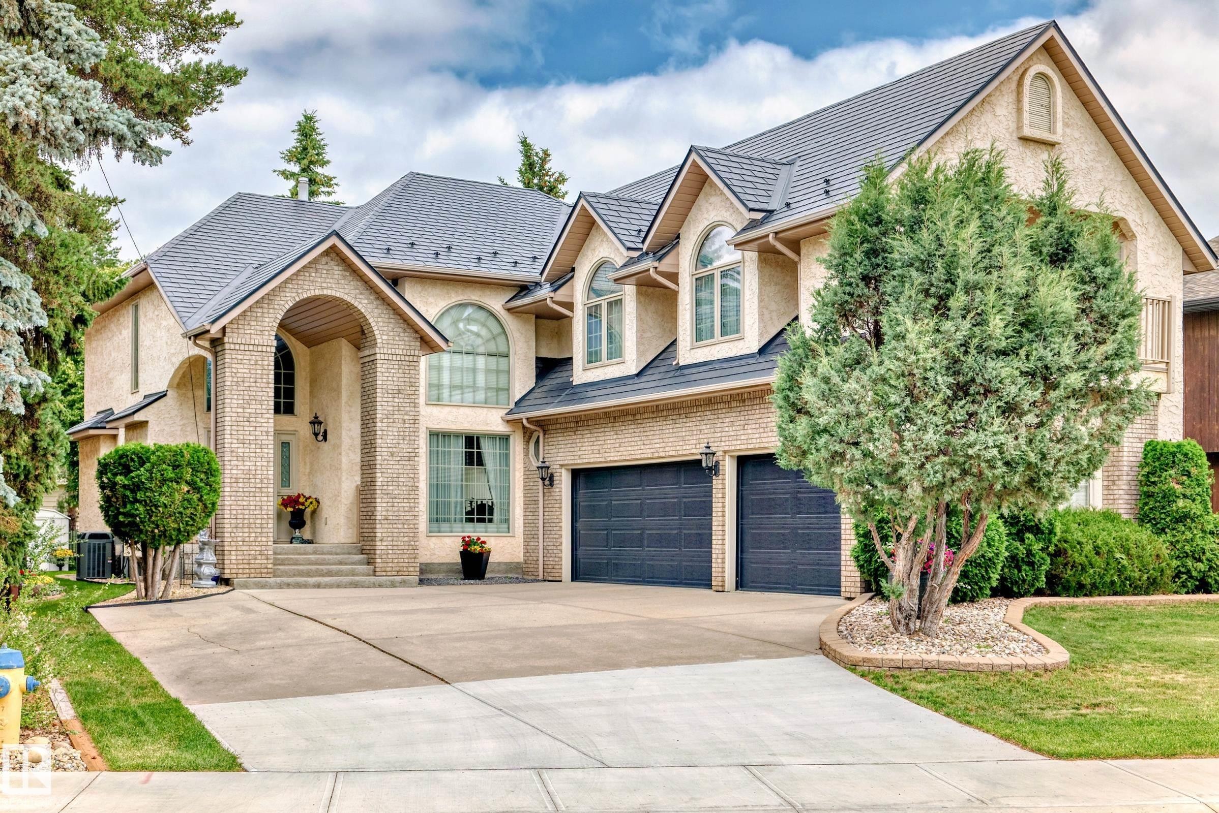 17416 53 Avenue, Edmonton, AB - Outdoor With Facade