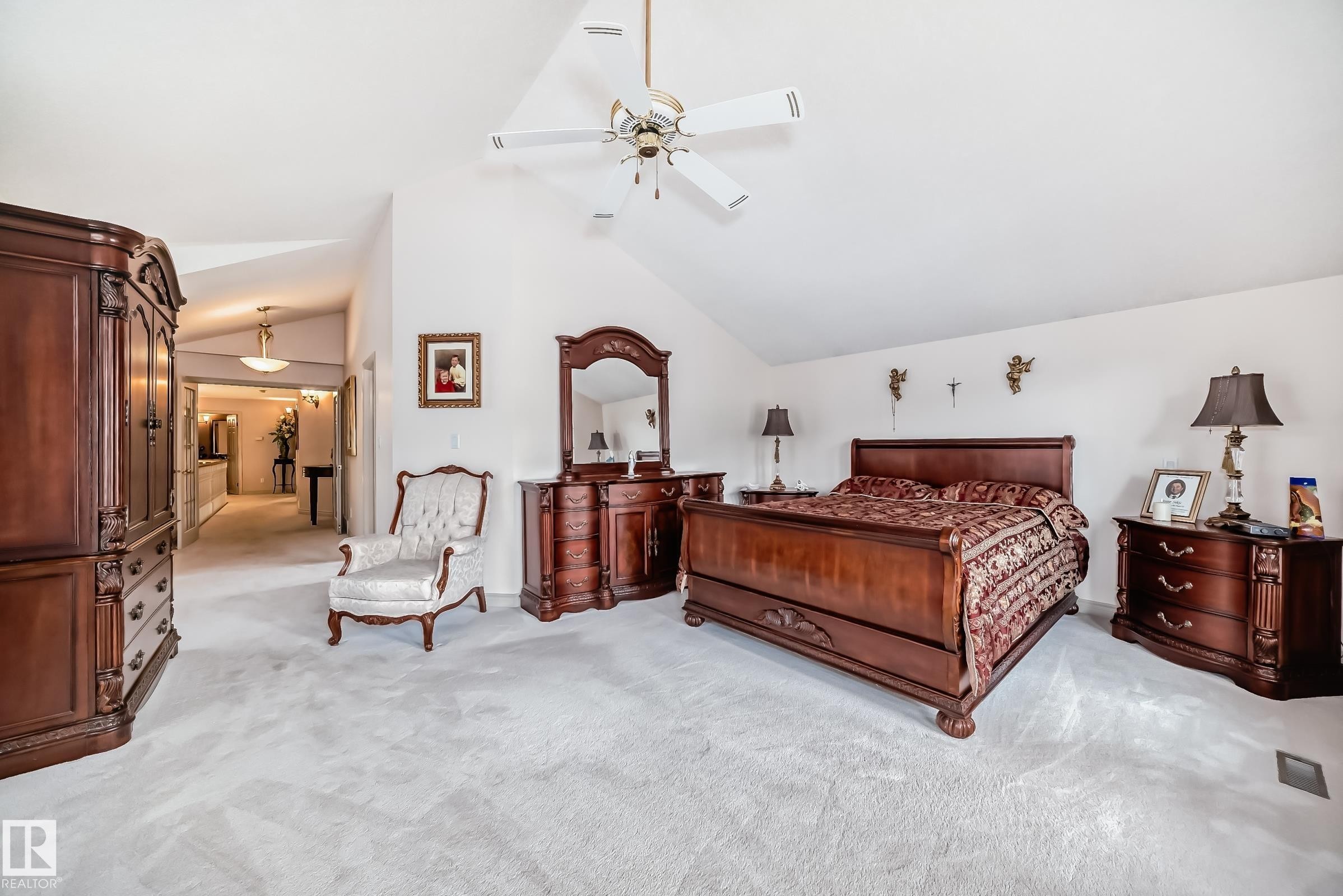 17416 53 Avenue, Edmonton, AB - Indoor Photo Showing Bedroom