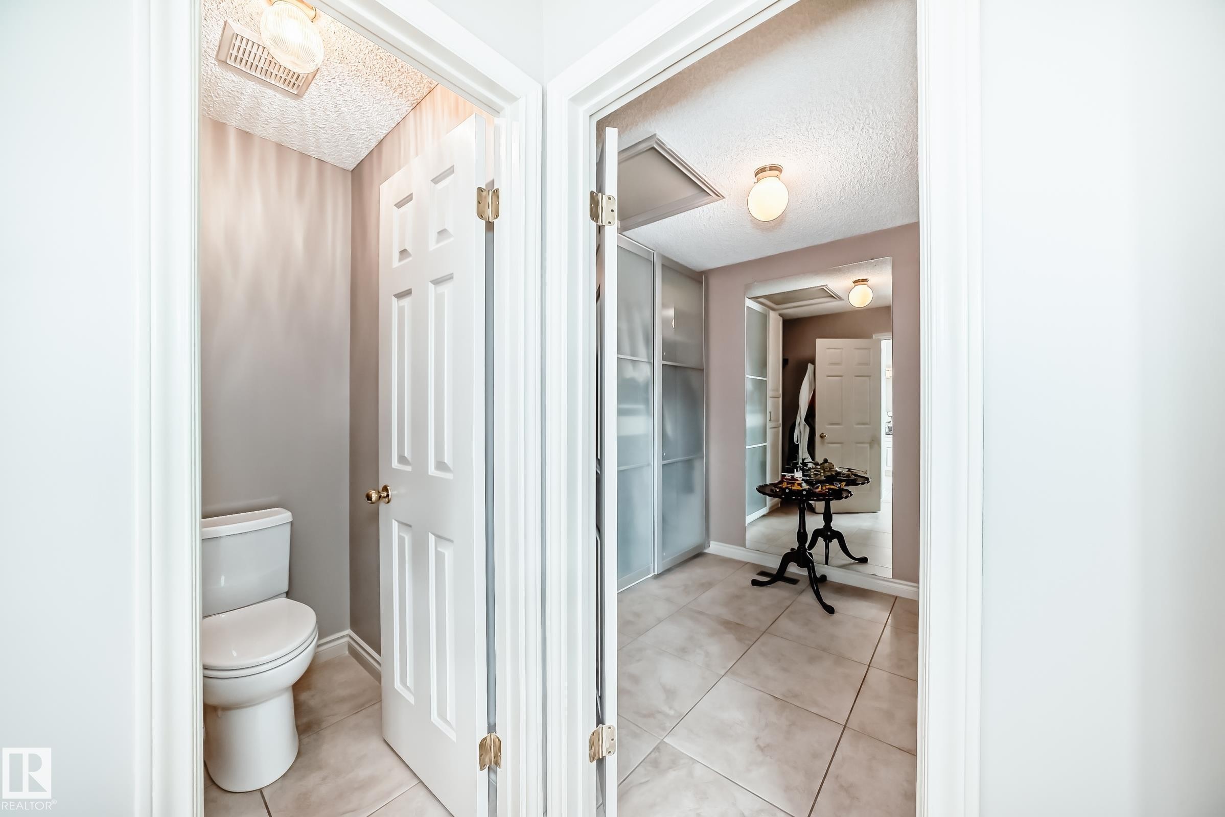 17416 53 Avenue, Edmonton, AB - Indoor Photo Showing Bathroom