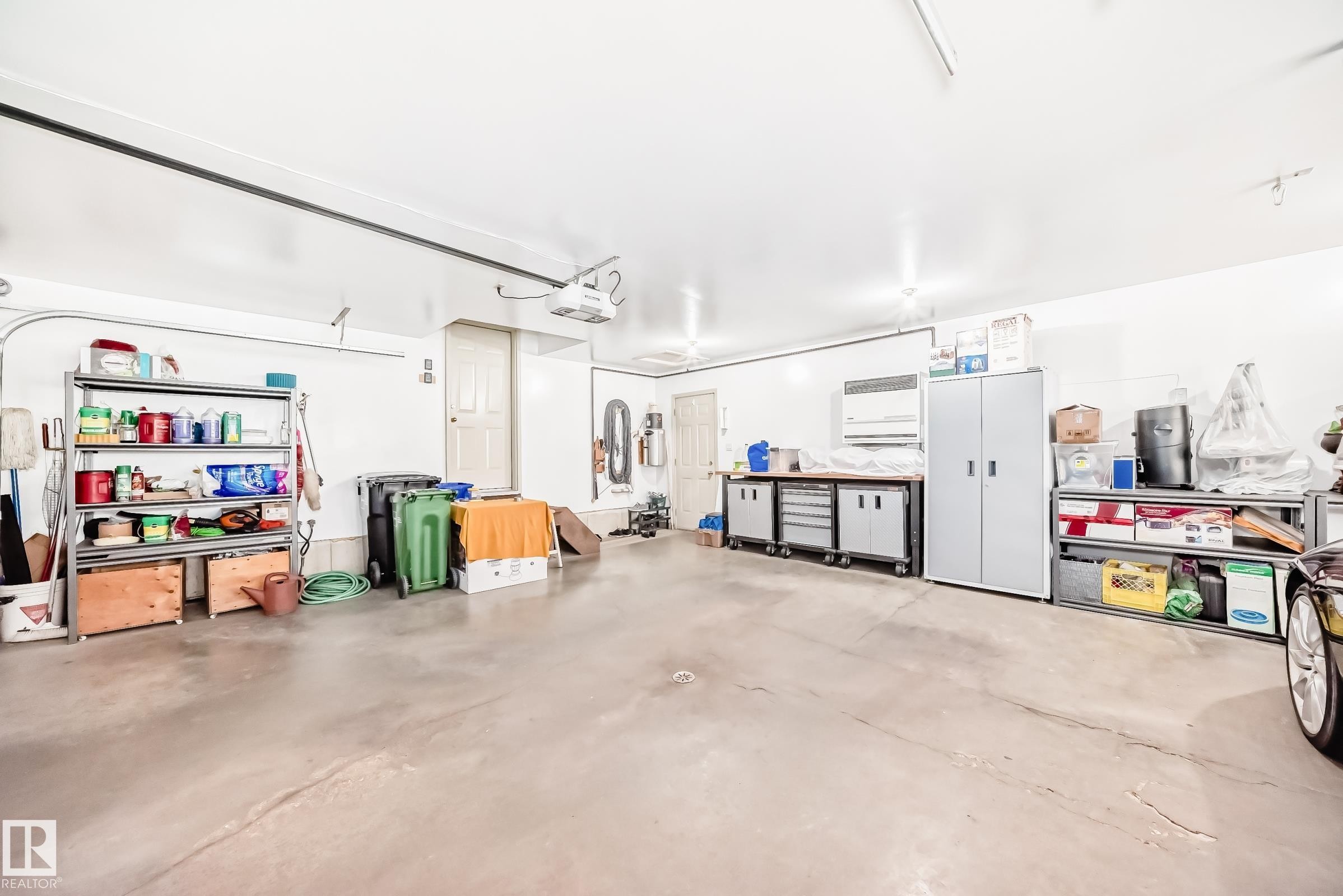 17416 53 Avenue, Edmonton, AB - Indoor Photo Showing Garage