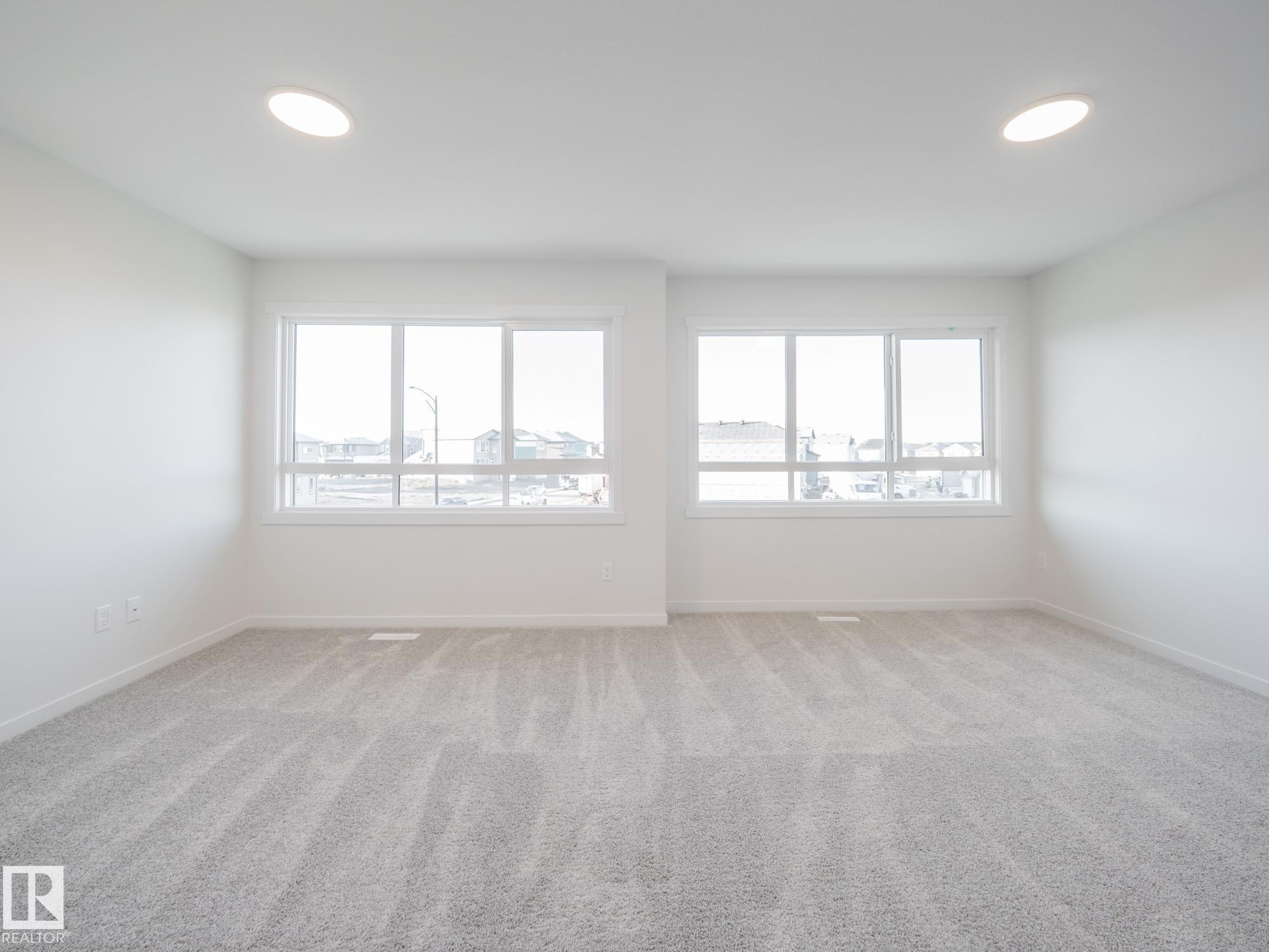 17436 2 Street, Edmonton, AB - Indoor Photo Showing Other Room