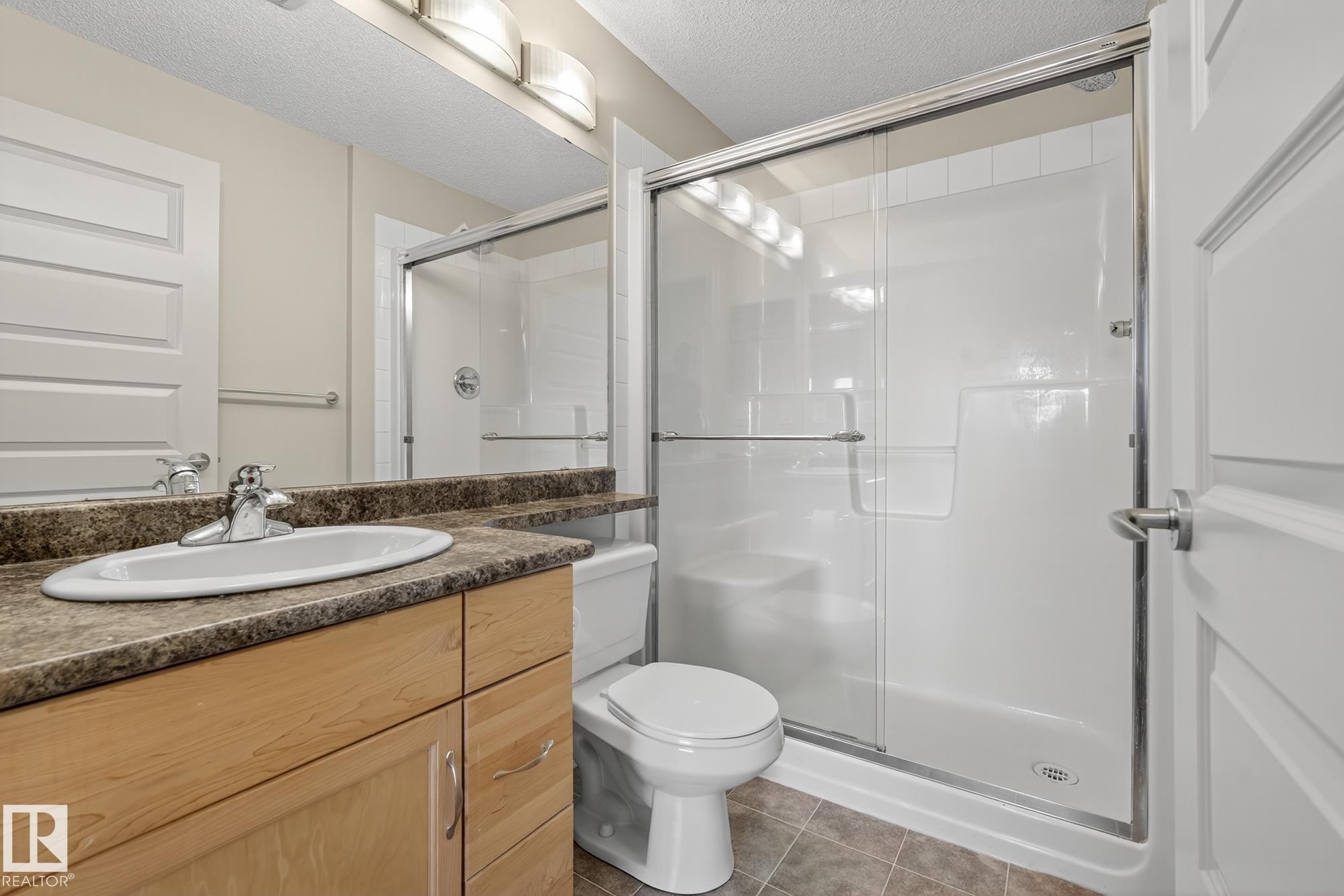 310 6070 Schonsee Way, Edmonton, AB - Indoor Photo Showing Bathroom