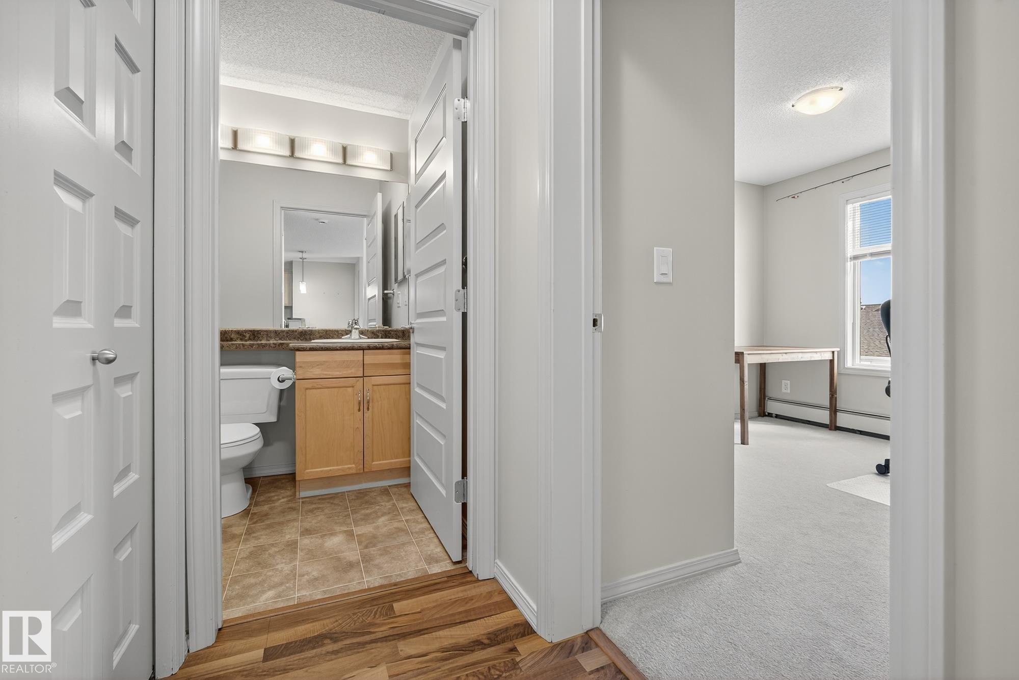 310 6070 Schonsee Way, Edmonton, AB - Indoor