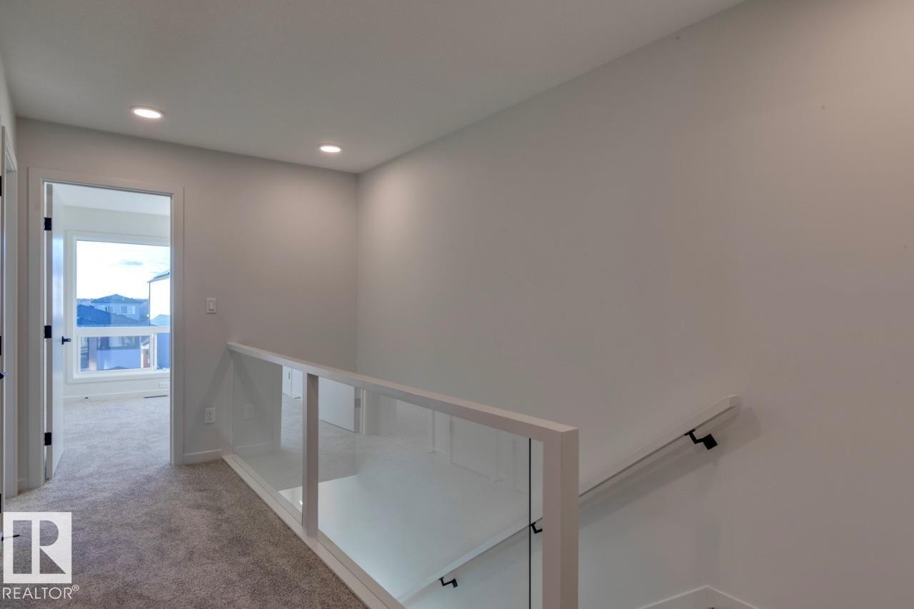 7539 Klapstein Link Link, Edmonton, AB - Indoor Photo Showing Other Room