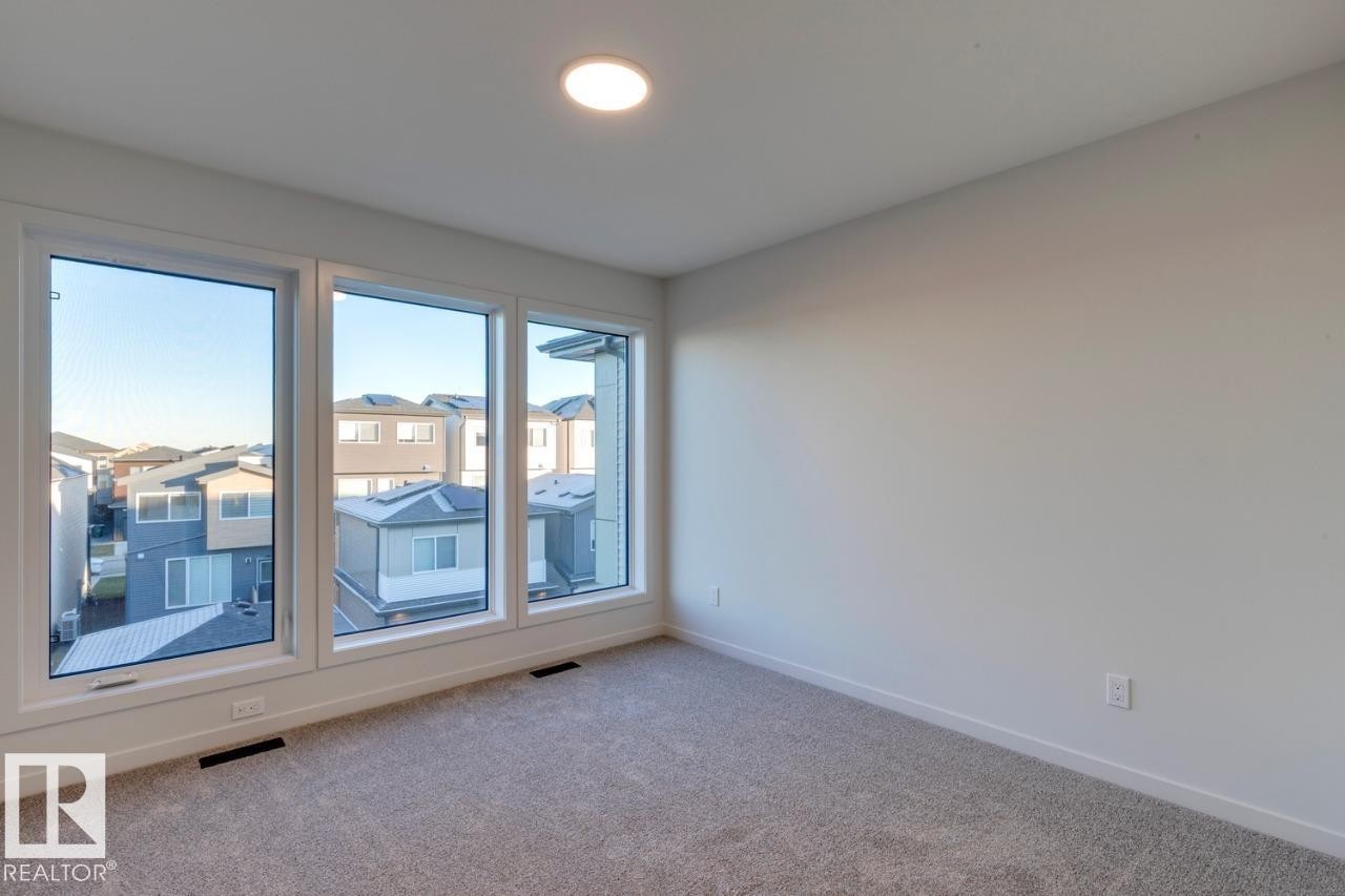 7539 Klapstein Link Link, Edmonton, AB - Indoor Photo Showing Other Room