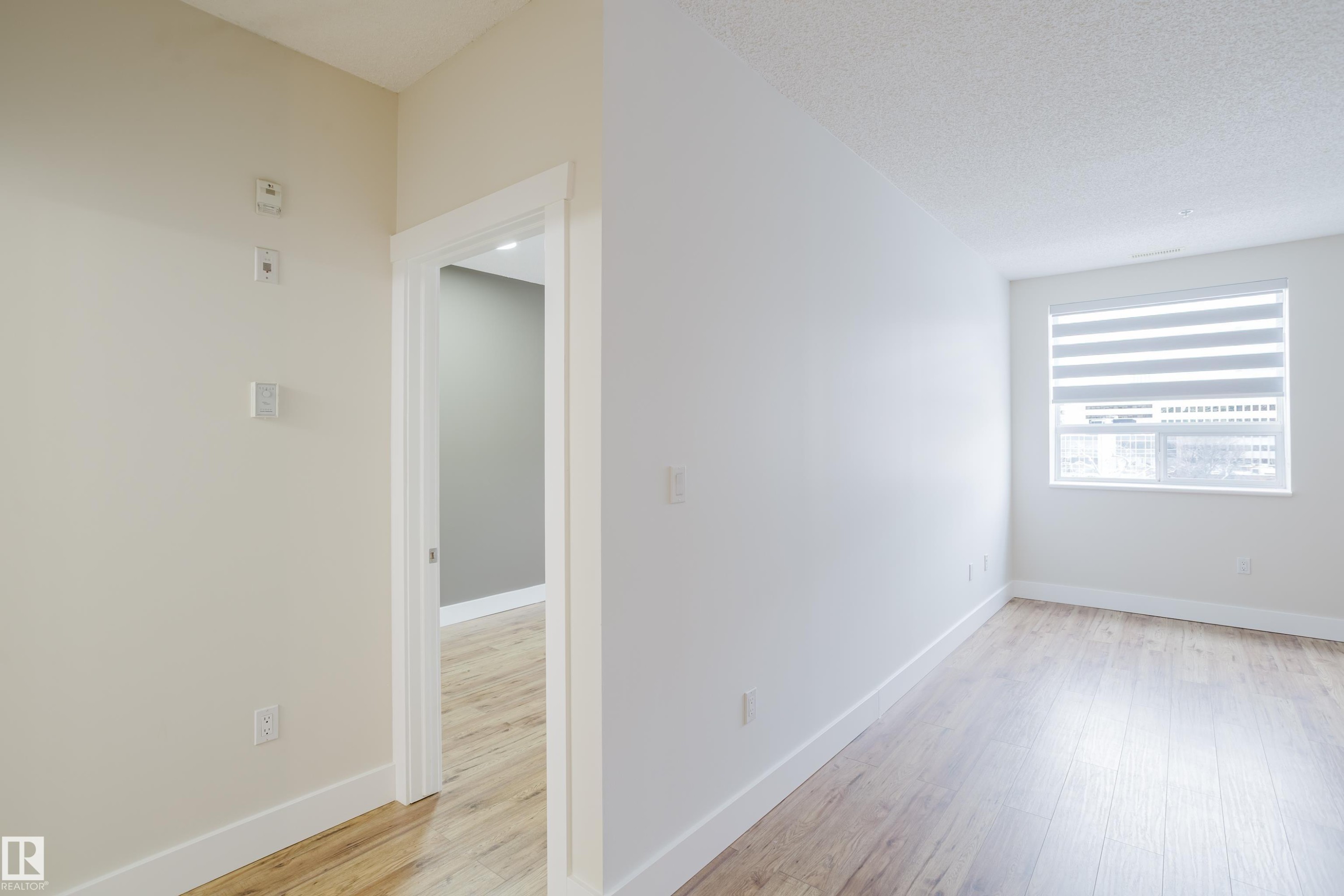 506 9919 105 Street, Edmonton, AB - Indoor Photo Showing Other Room