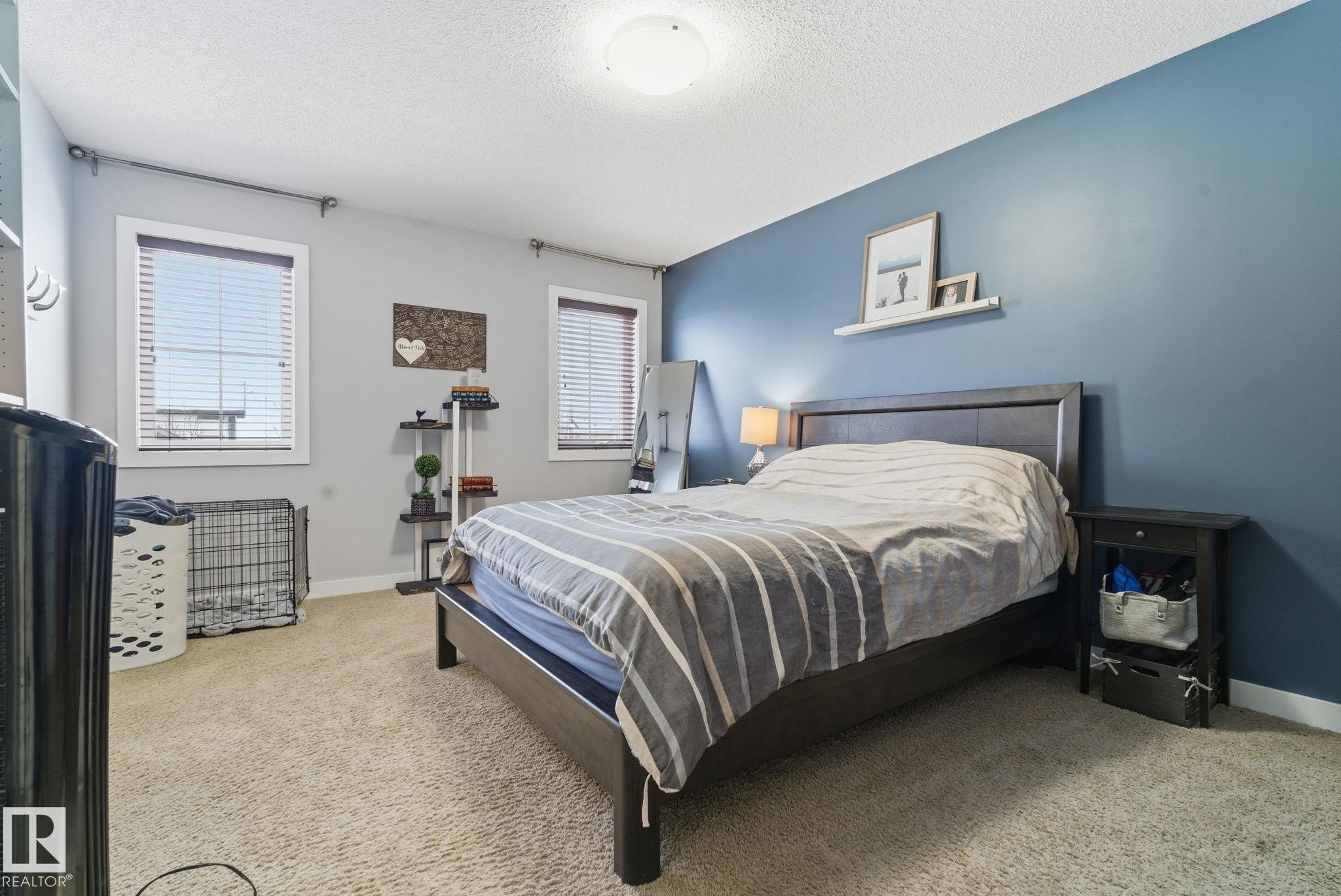 1711 56 Street Sw, Edmonton, AB - Indoor Photo Showing Bedroom