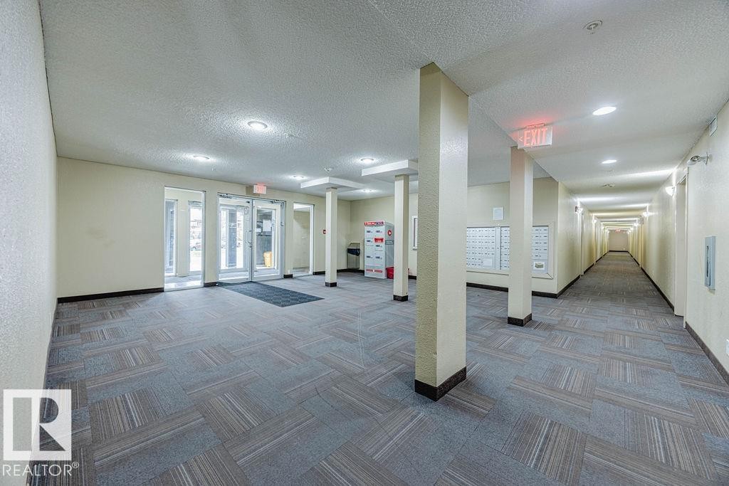 219 530 Watt Boulevard, Edmonton, AB - Indoor Photo Showing Other Room