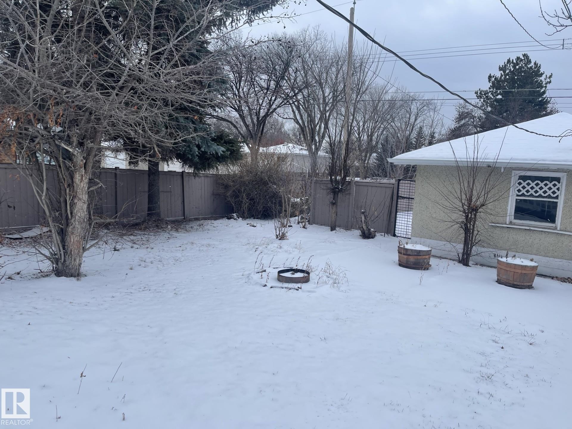 12202 105 Street, Edmonton, AB - Outdoor