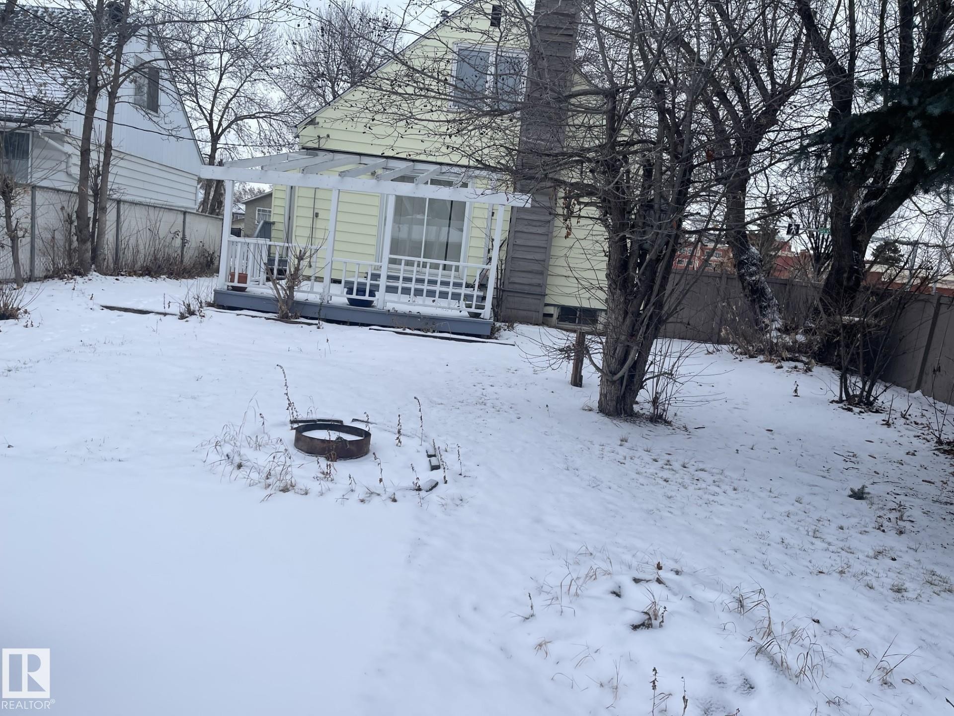 12202 105 Street, Edmonton, AB - Outdoor