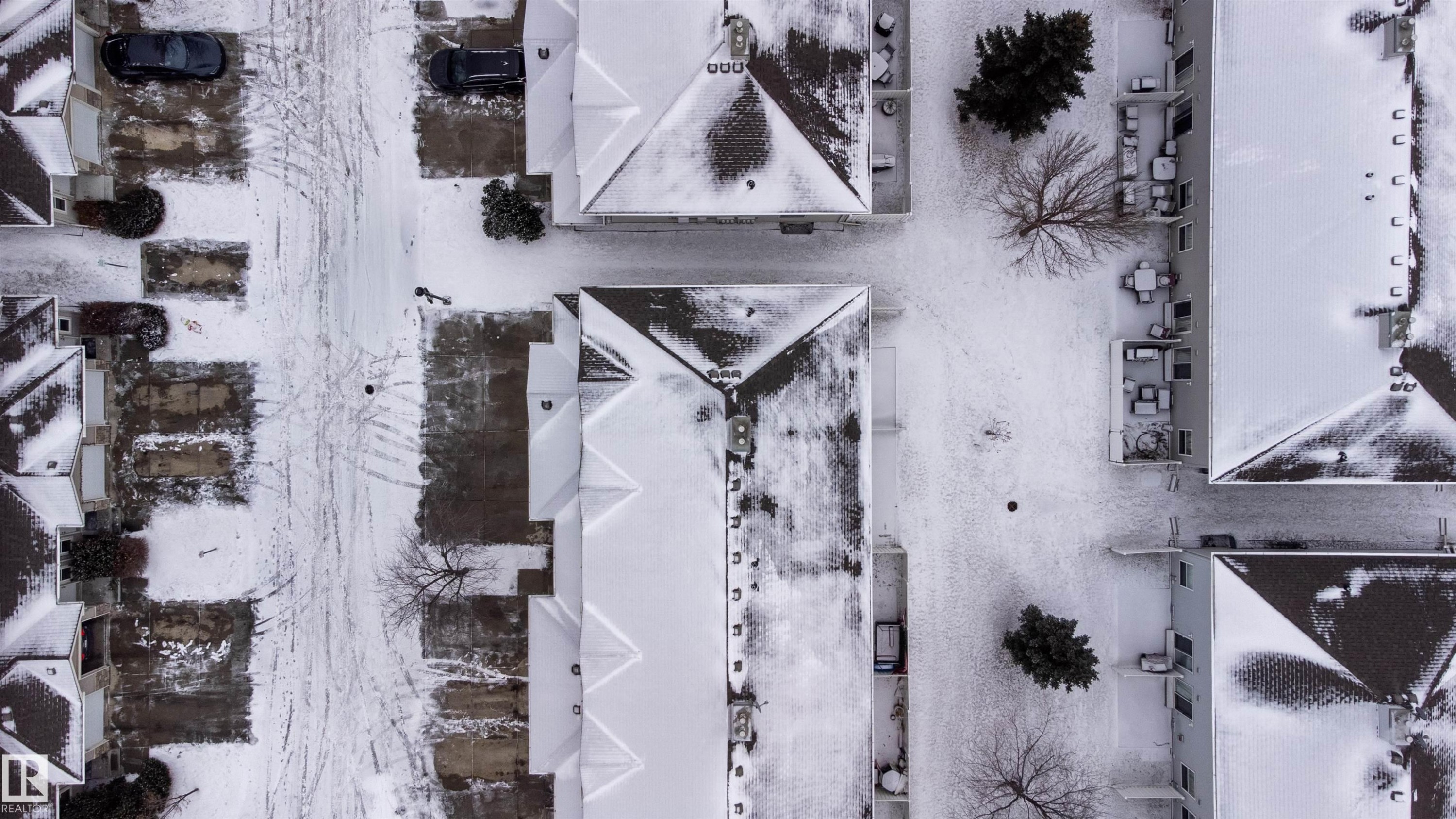 111 230 Edwards Drive, Edmonton, AB - Outdoor