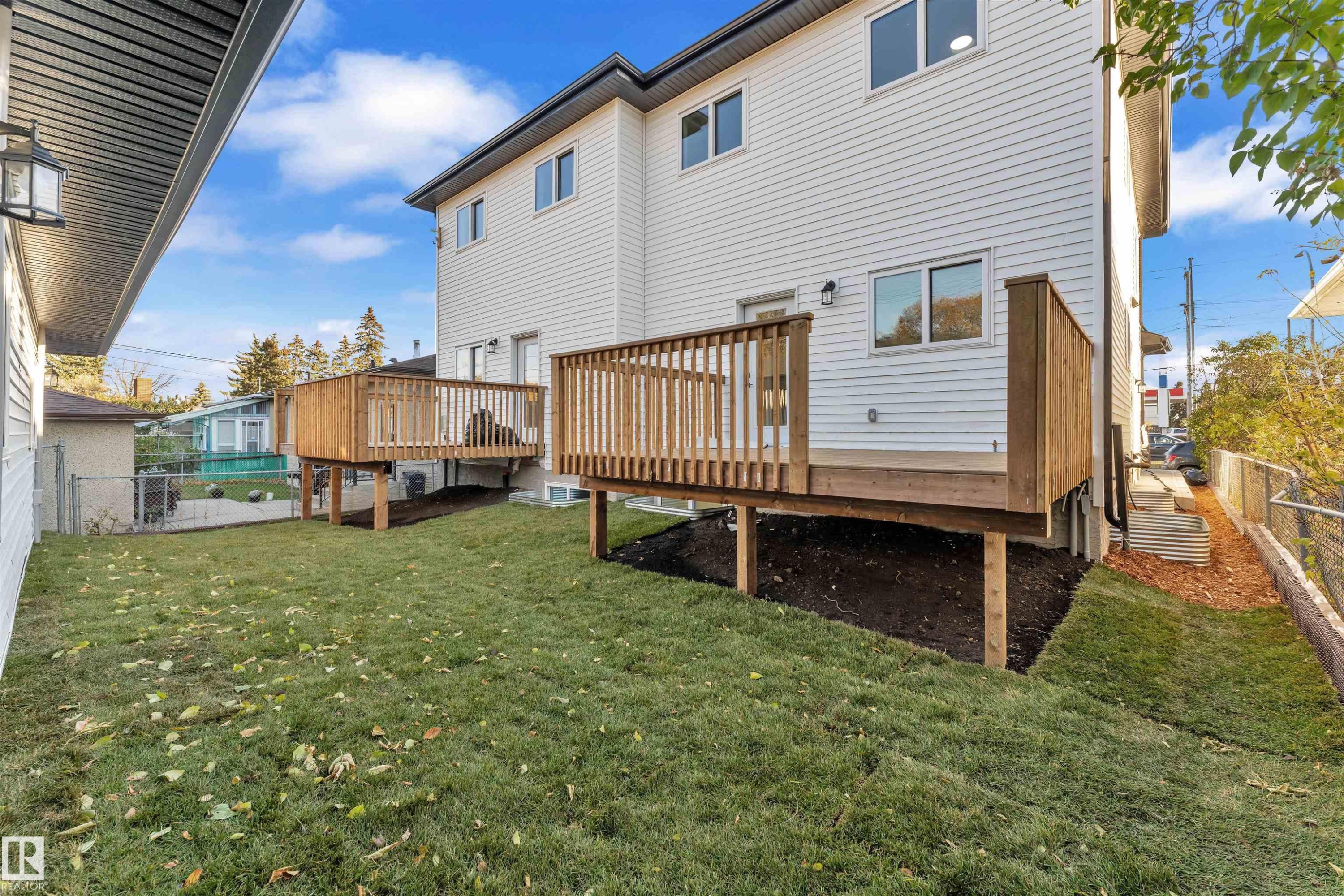 9652 63 Ave, Edmonton, AB - Outdoor With Exterior