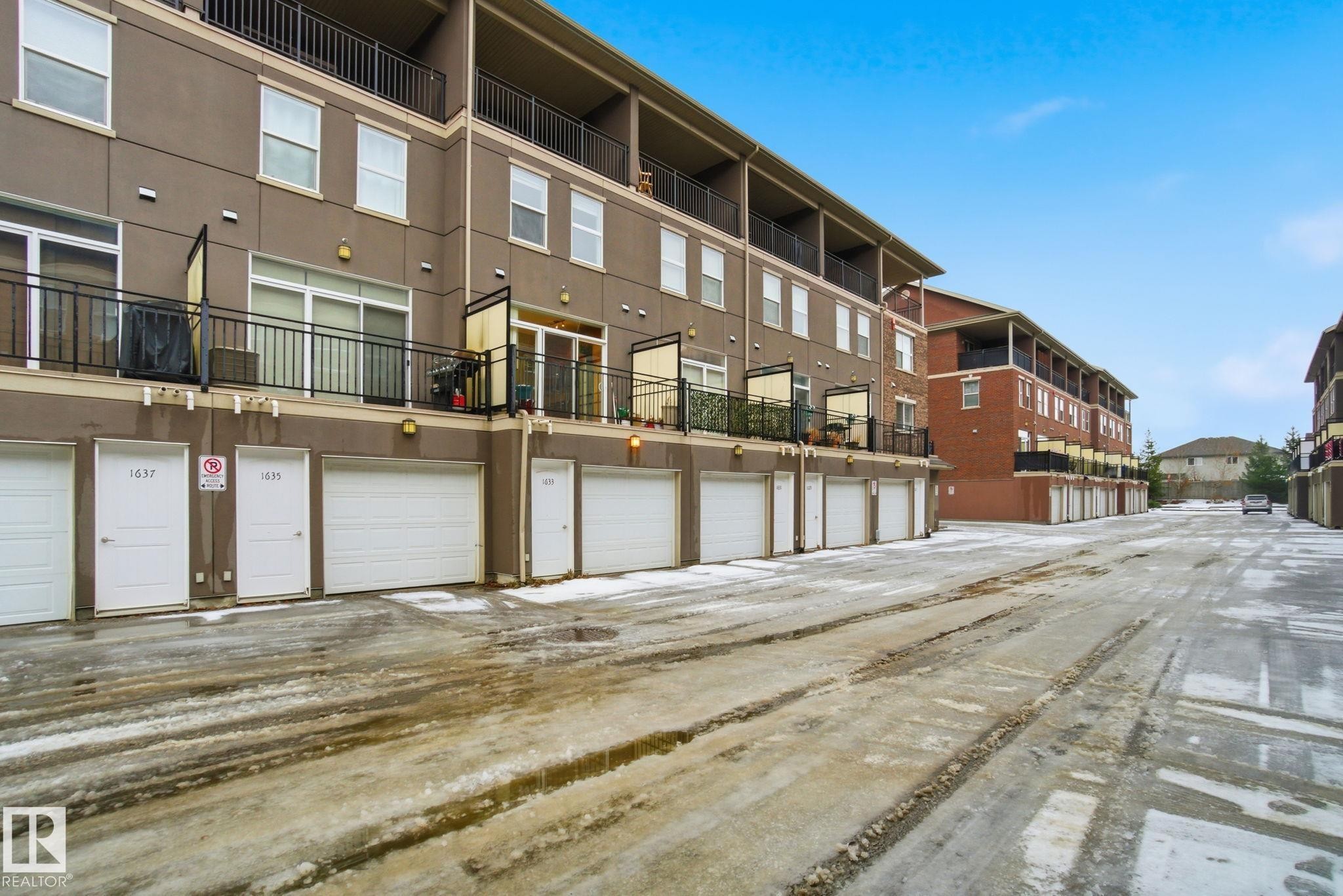 1633 Cunningham Way, Edmonton, AB - Outdoor