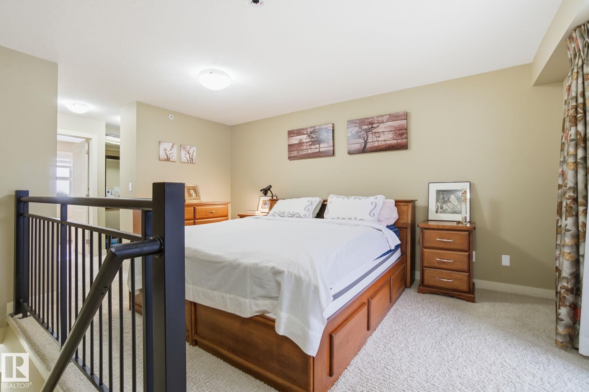 1633 Cunningham Way, Edmonton, AB - Indoor Photo Showing Bedroom