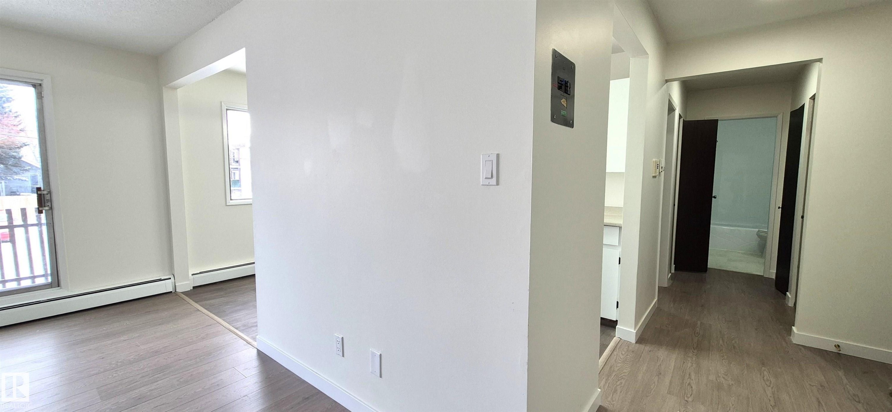 201 11907 81 Street, Edmonton, AB - Indoor Photo Showing Other Room