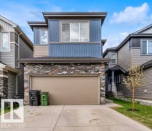 9474 Pear Cres Crescent Edmonton, AB T6X 2Z6