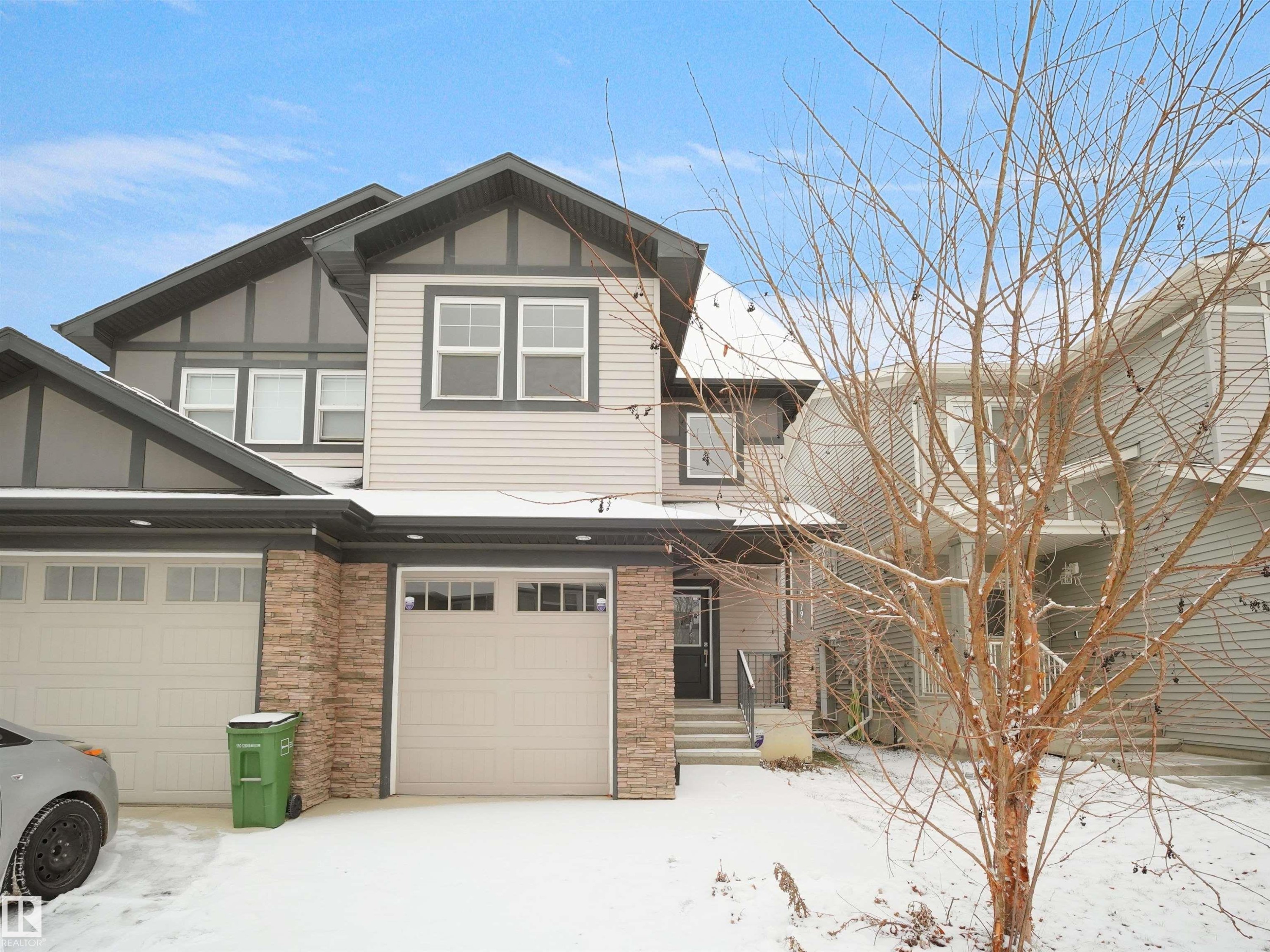 8579 Cushing Place, Edmonton, AB - Outdoor