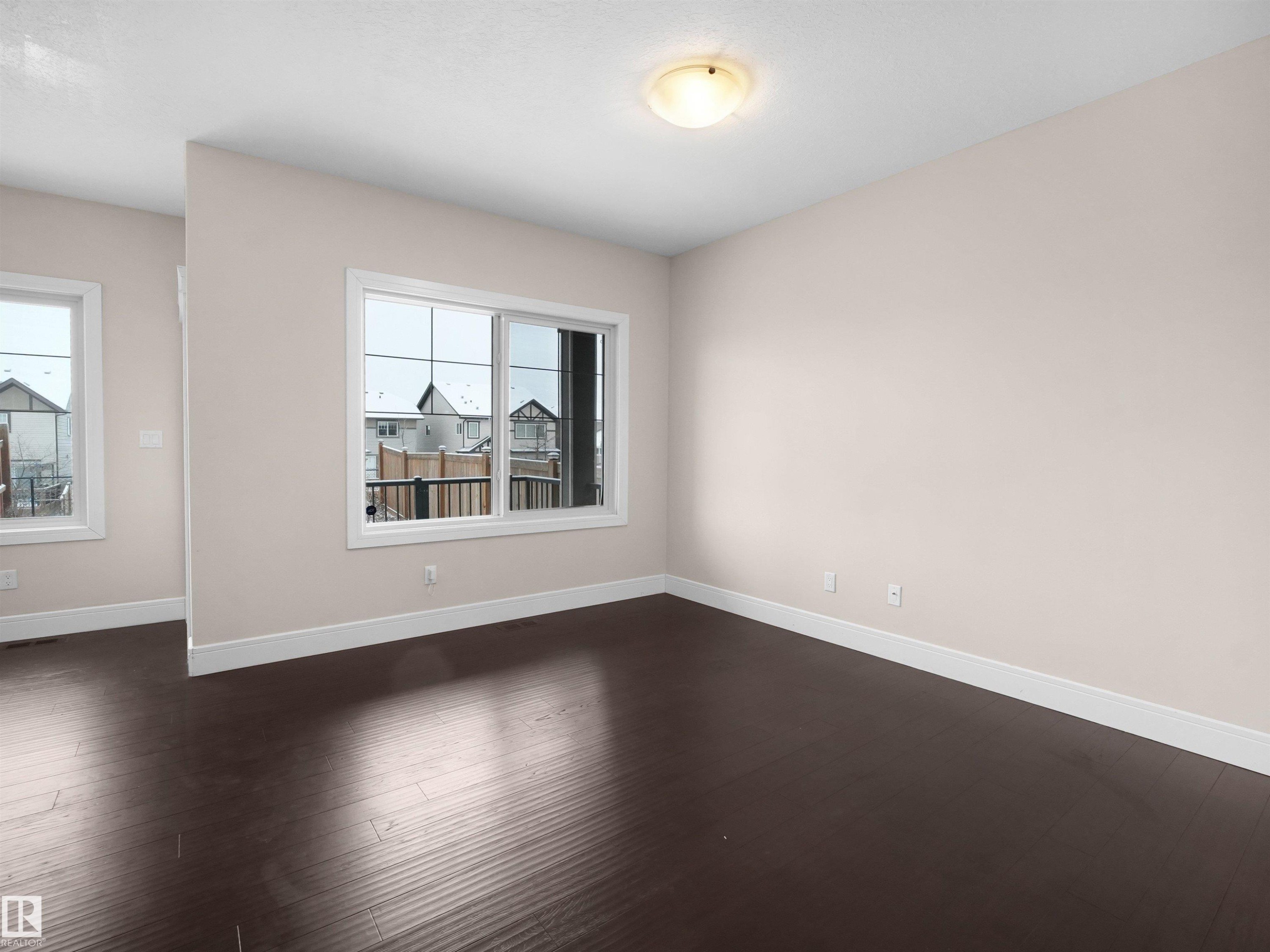 8579 Cushing Place, Edmonton, AB - Indoor Photo Showing Other Room