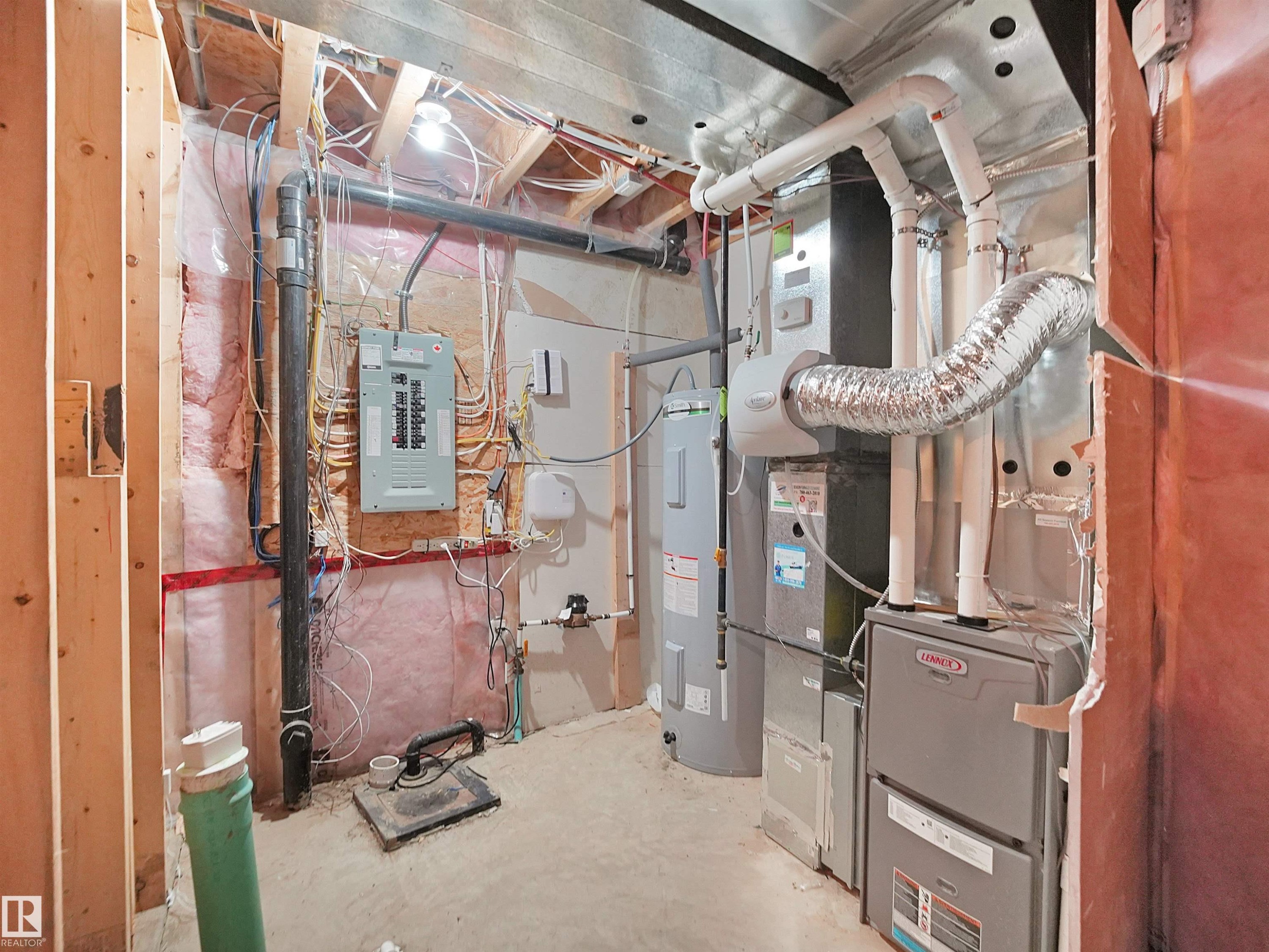 8579 Cushing Place, Edmonton, AB - Indoor Photo Showing Basement