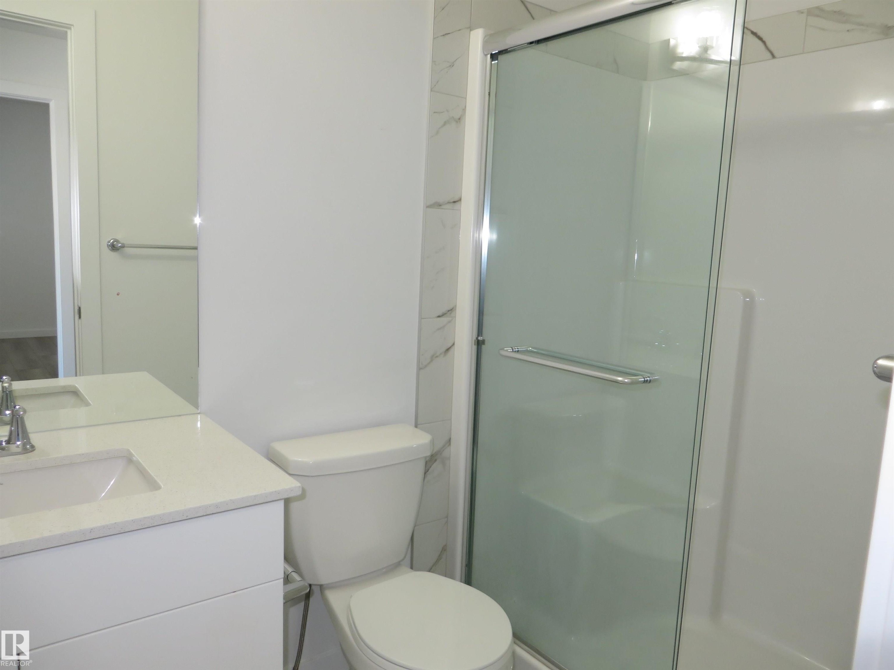 23 Sturtz Place, Leduc, AB - Indoor Photo Showing Bathroom