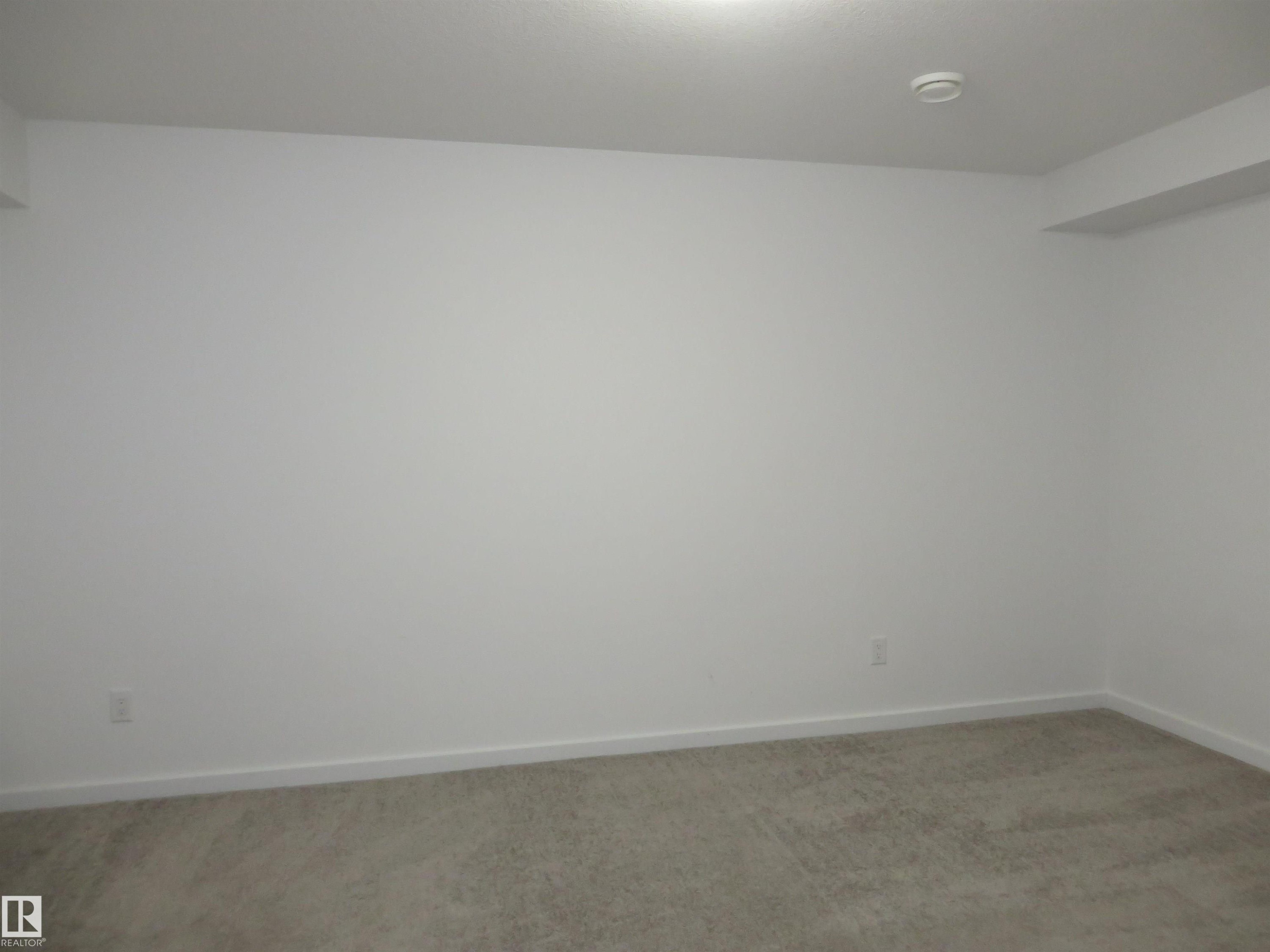 23 Sturtz Place, Leduc, AB - Indoor Photo Showing Other Room