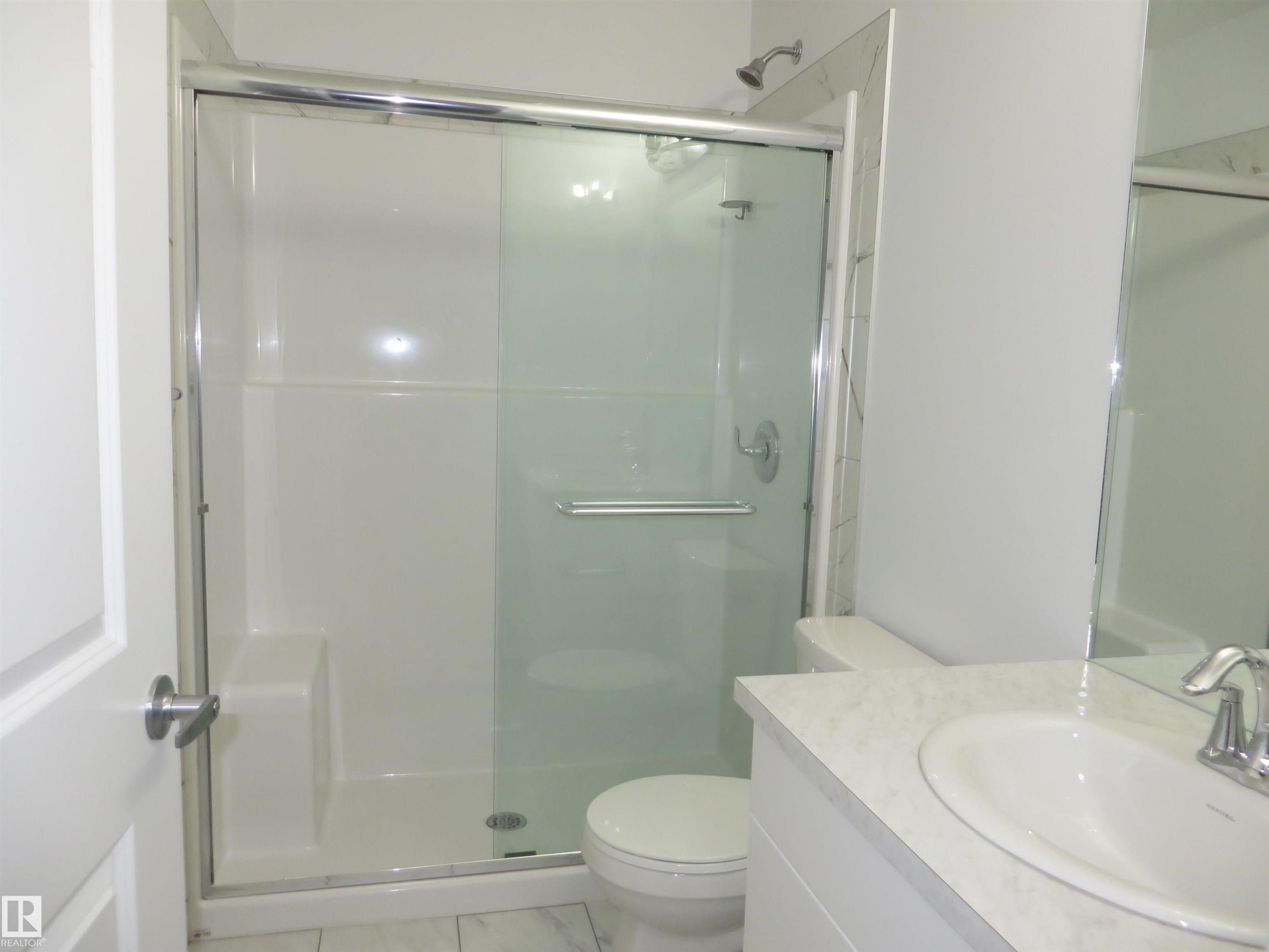 23 Sturtz Place, Leduc, AB - Indoor Photo Showing Bathroom