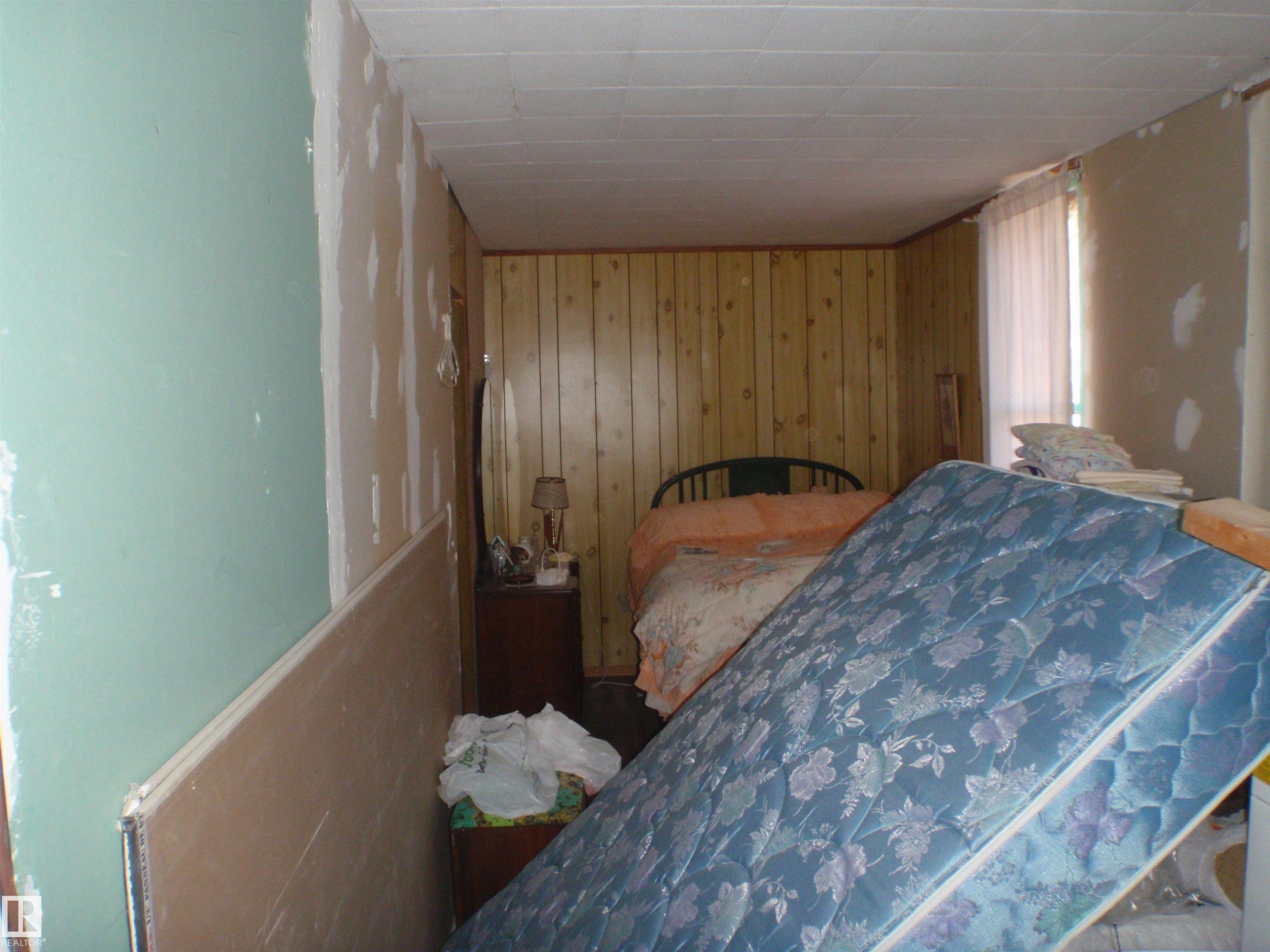 132 --5415 Twp Rd 594, Rural Barrhead County, AB