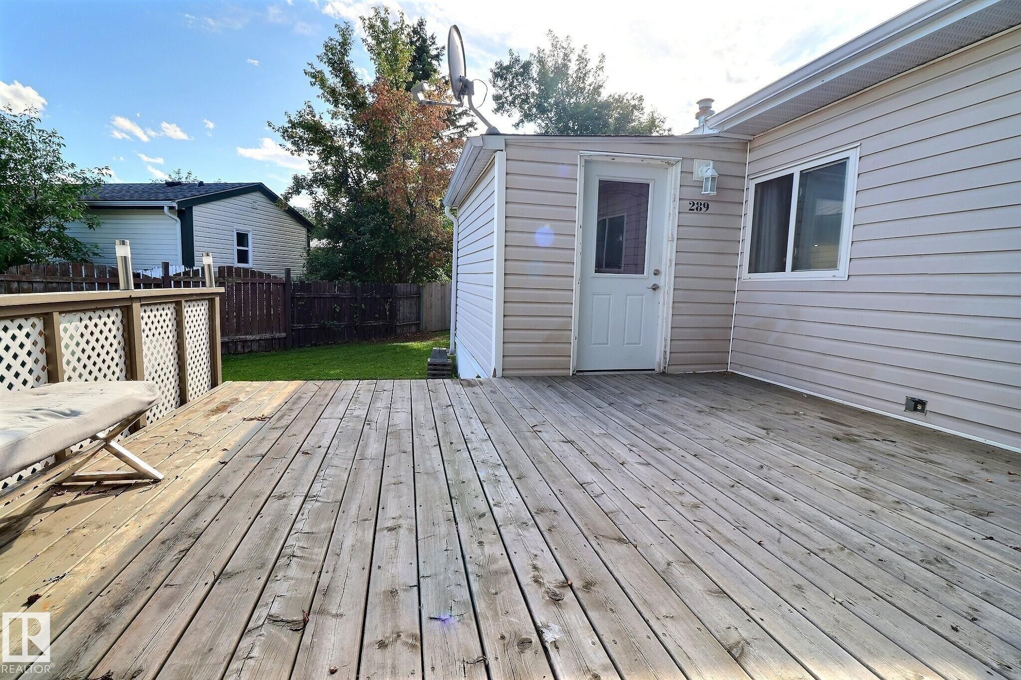 289 Juniper Crescent, Edmonton, AB - Outdoor With Deck Patio Veranda With Exterior