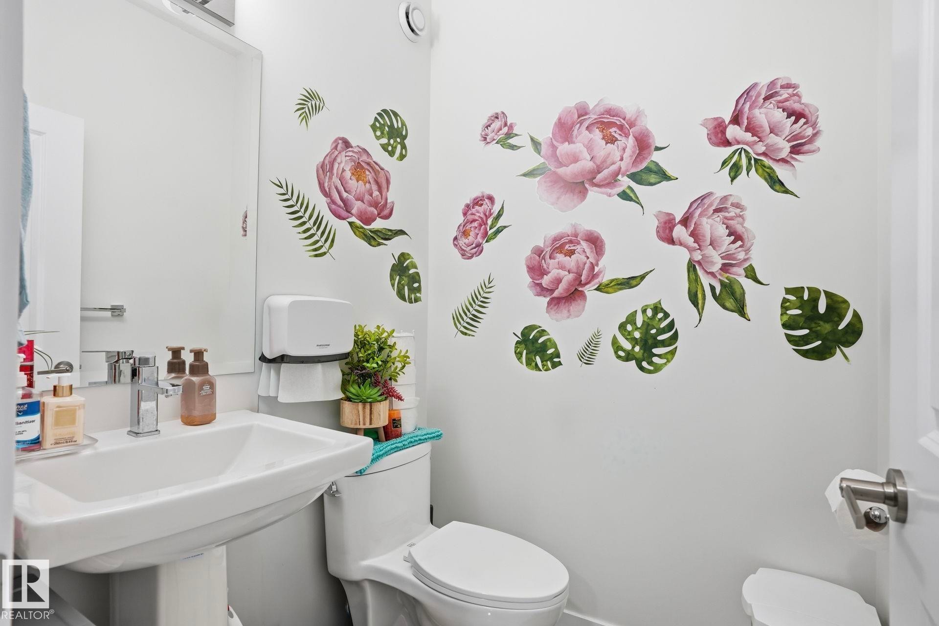 7212 Chivers Place, Edmonton, AB - Indoor Photo Showing Bathroom
