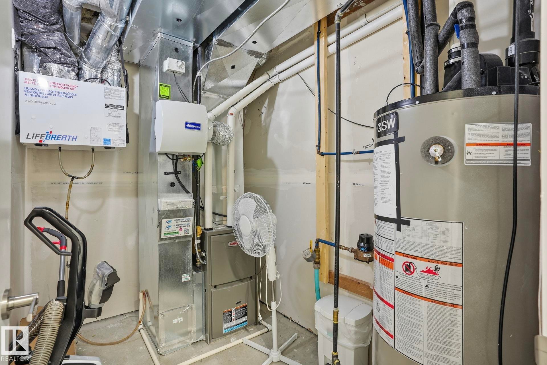 7212 Chivers Place, Edmonton, AB - Indoor Photo Showing Basement