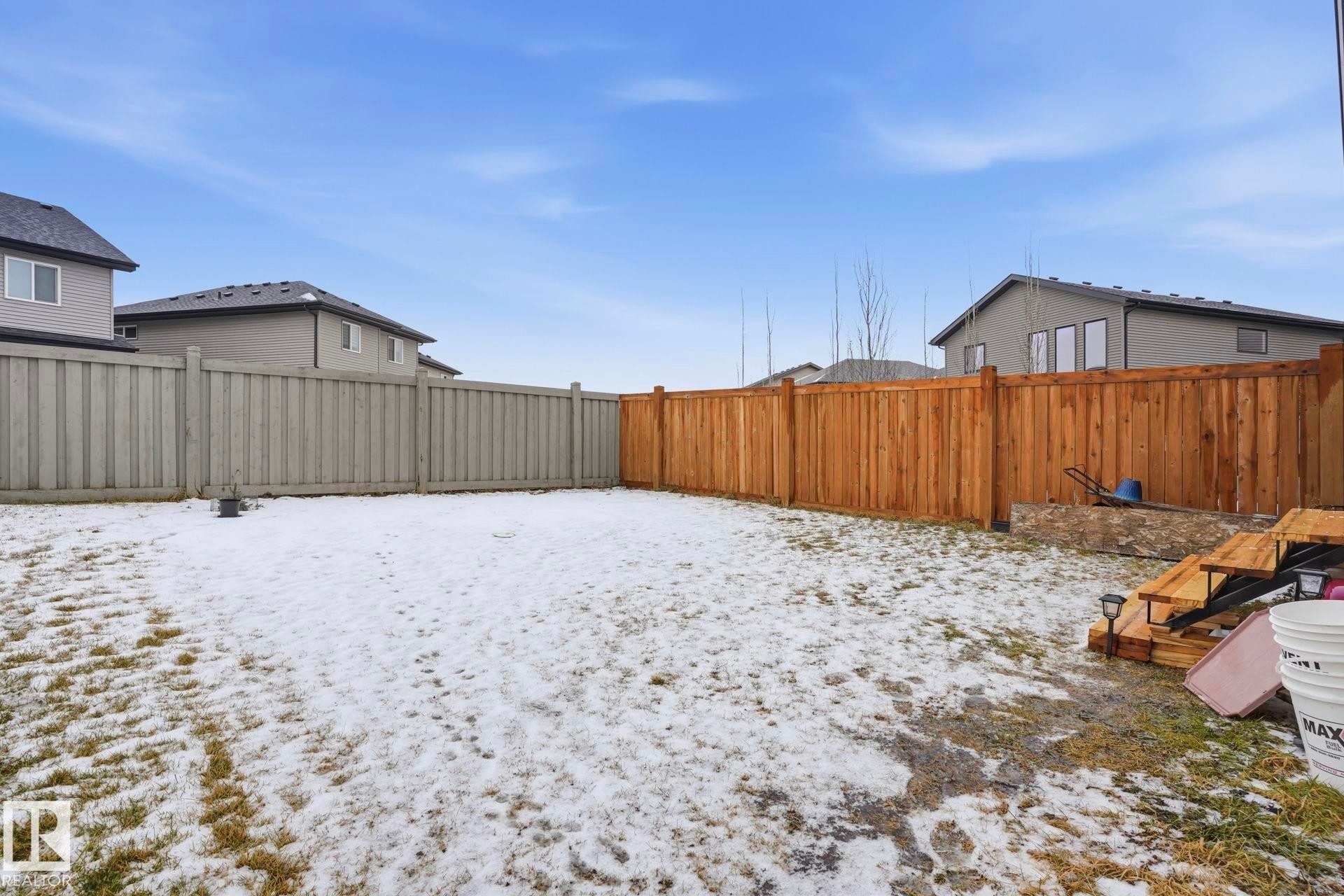 7212 Chivers Place, Edmonton, AB - Outdoor