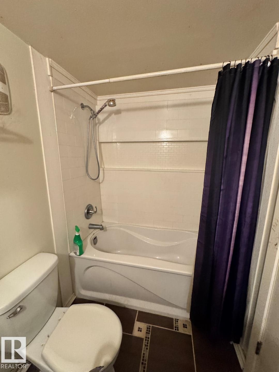 456 Lee Ridge Road, Edmonton, AB - Indoor Photo Showing Bathroom