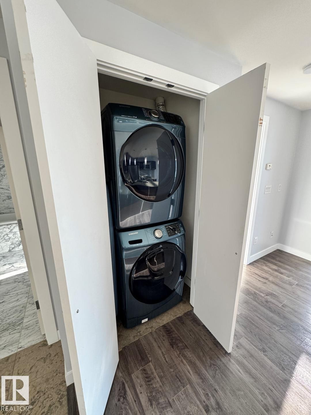 609 2606 109 Street, Edmonton, AB - Indoor Photo Showing Laundry Room